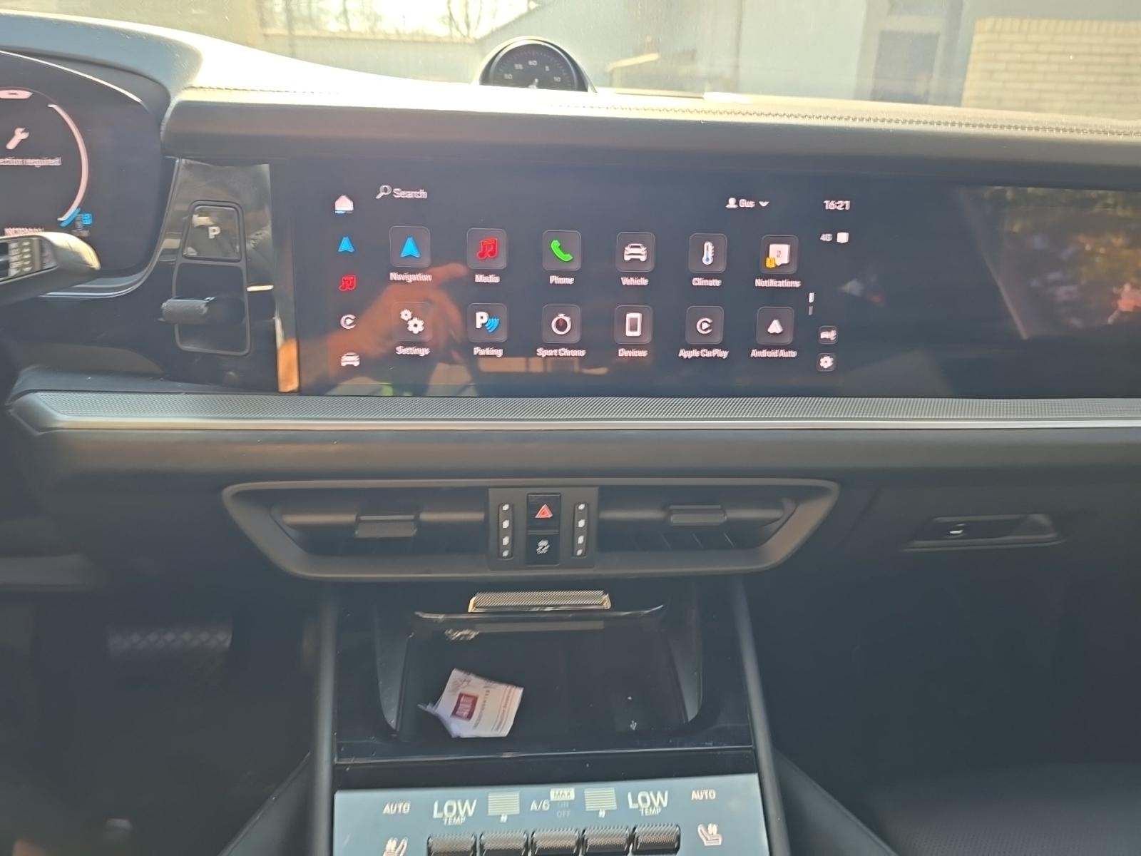 2025 Porsche Cayenne Base AWD