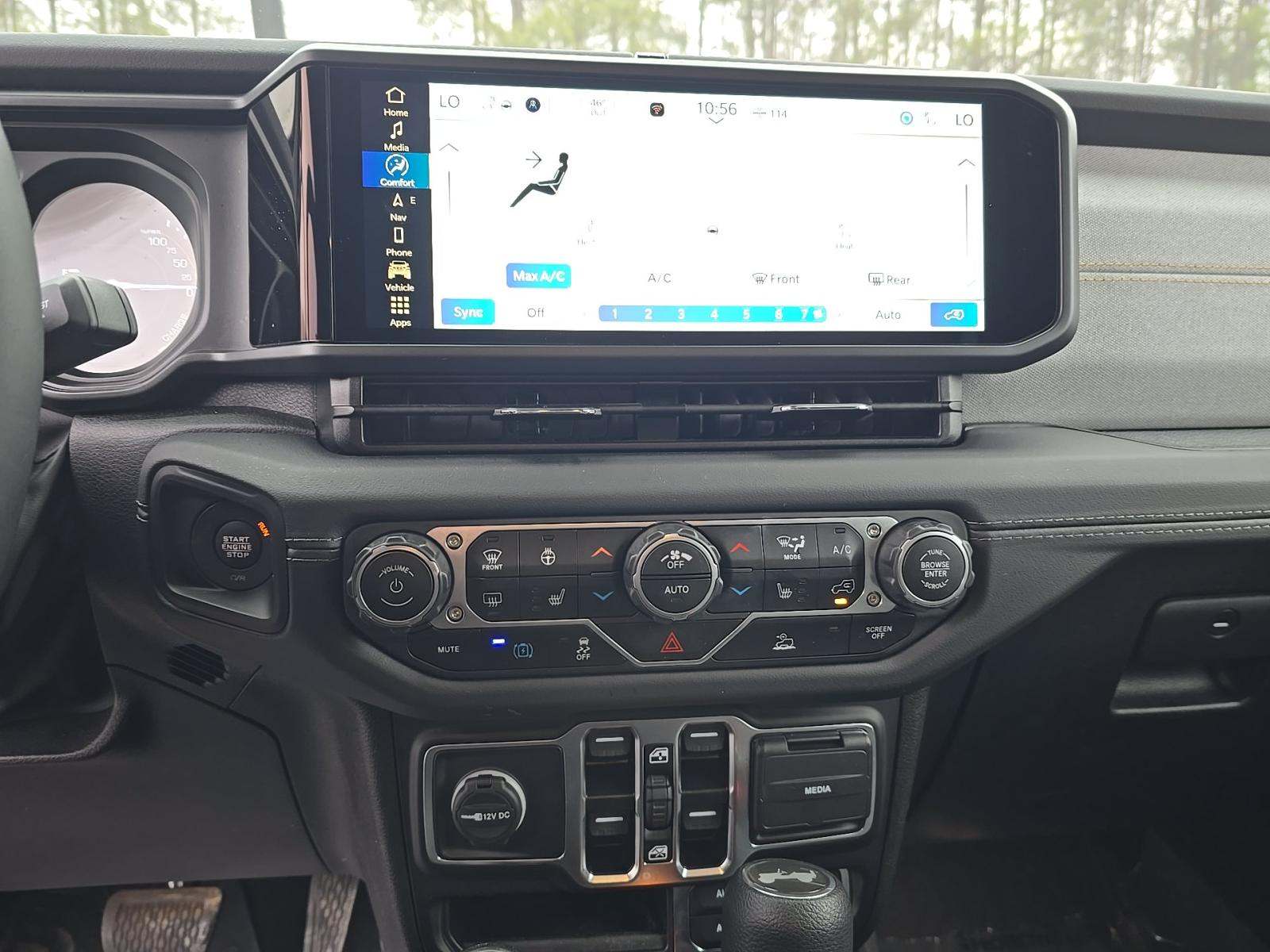 JEEP 4XE BACKCOUNTRY - 10