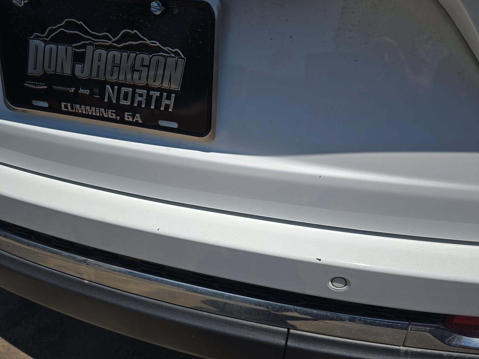 2024 Jeep Grand Cherokee Laredo AWD