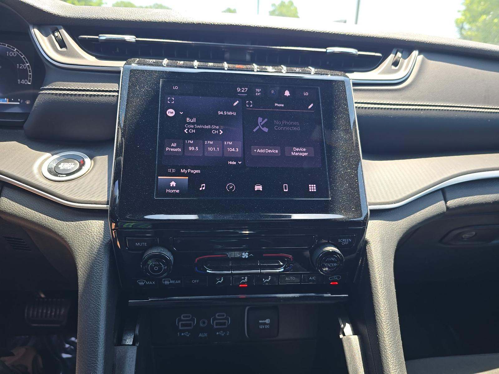 2024 Jeep Grand Cherokee Laredo AWD