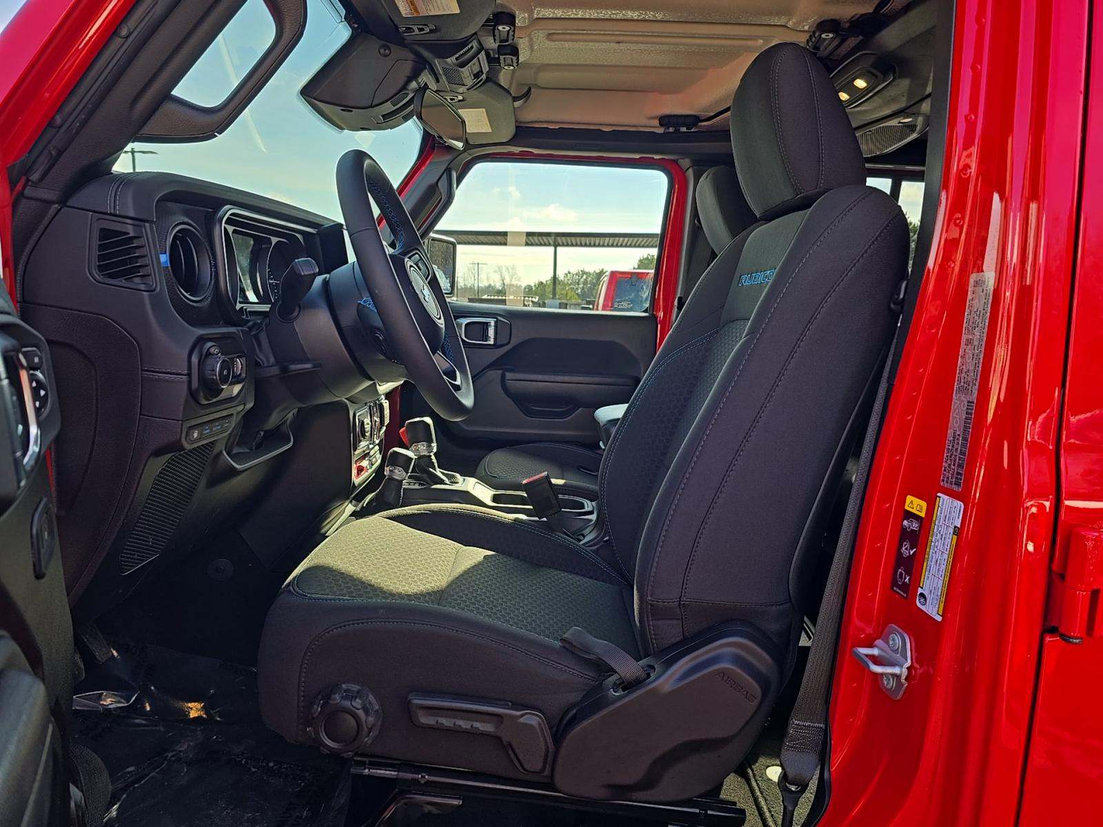 JEEP 4XE RUBICON - 6