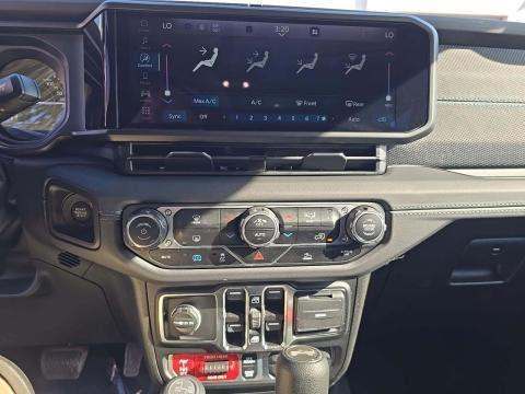 JEEP 4XE RUBICON - 10