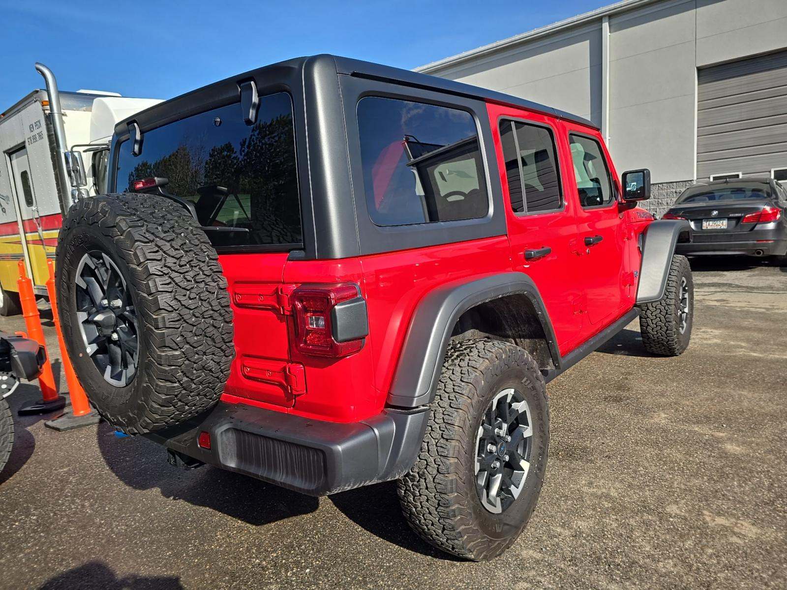 JEEP 4XE RUBICON - 3