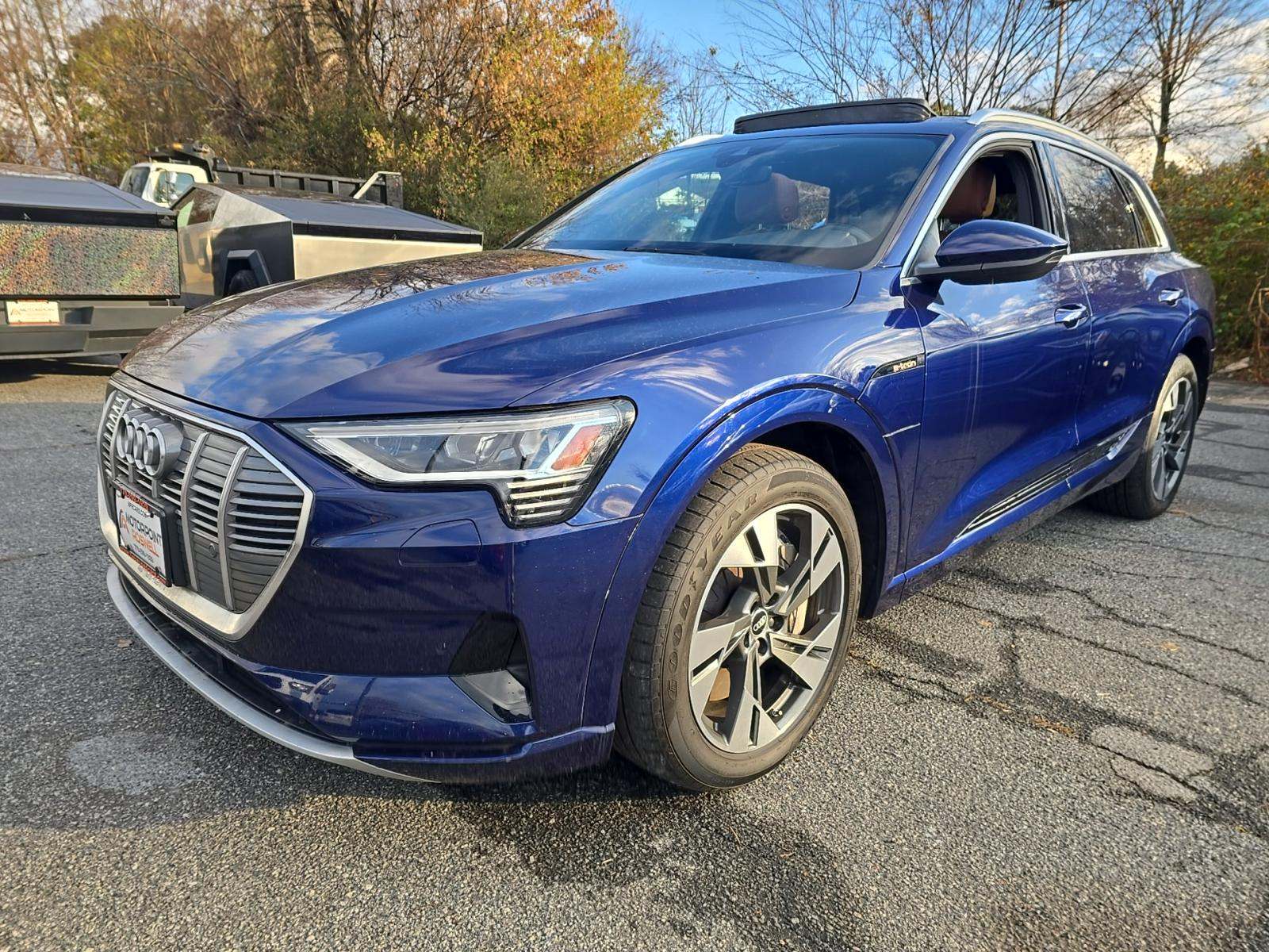 2022 Audi e-tron Premium