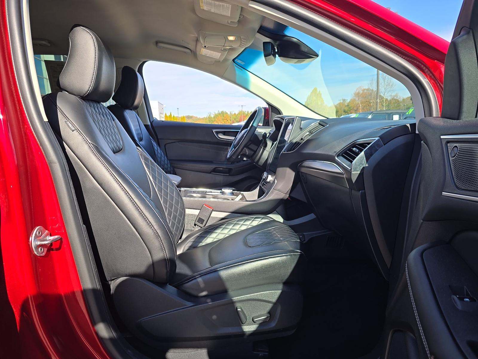 2024 Ford Edge Titanium AWD