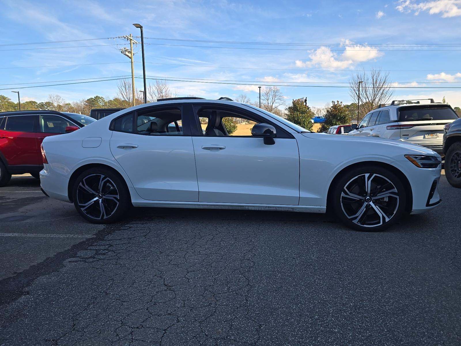 2024 Volvo S60 B5 Core AWD