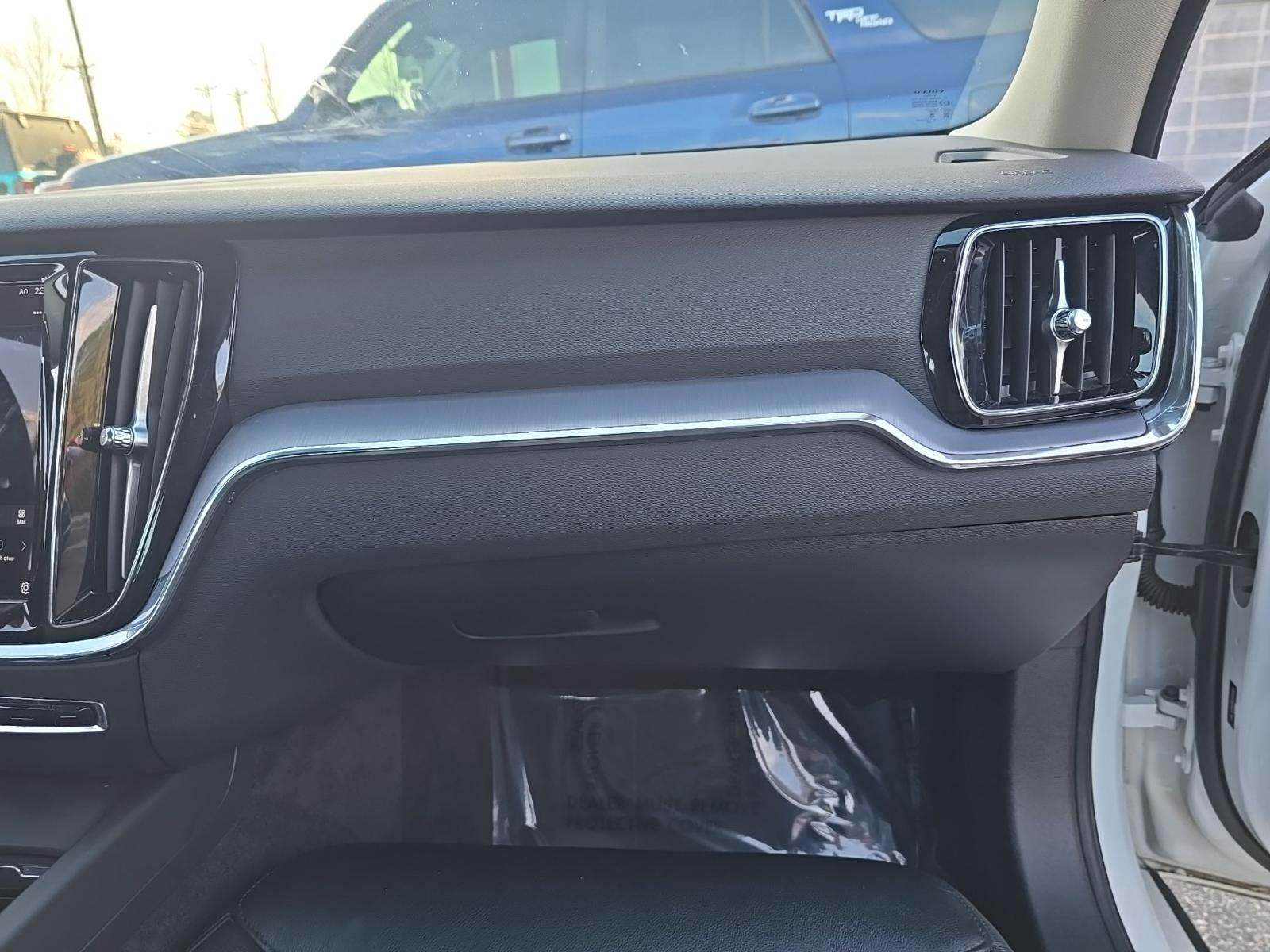 2024 Volvo S60 B5 Core AWD