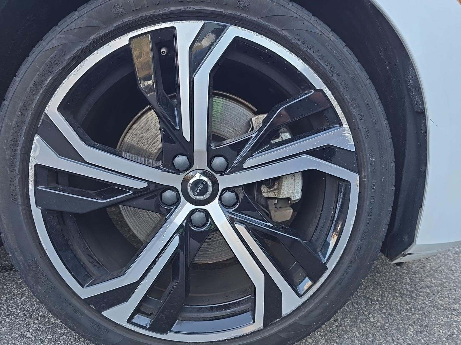 2024 Volvo S60 B5 Core AWD