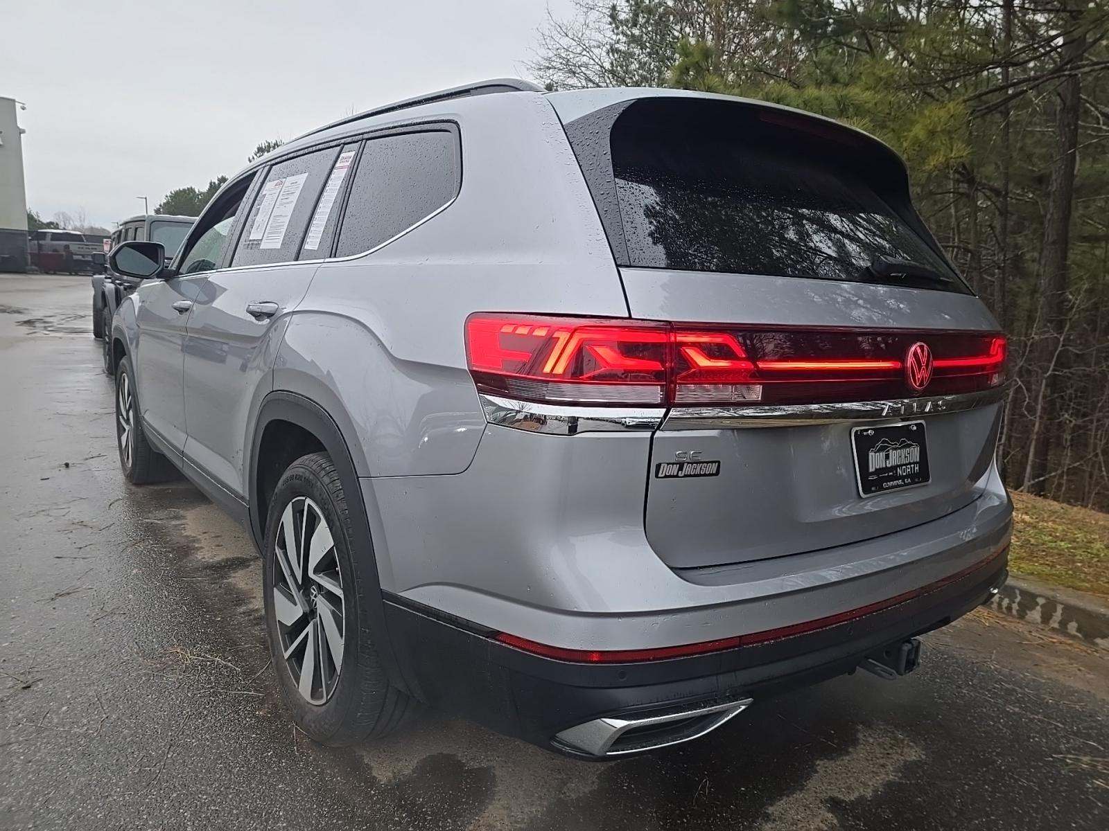 2024 Volkswagen Atlas 2.0T SE FWD