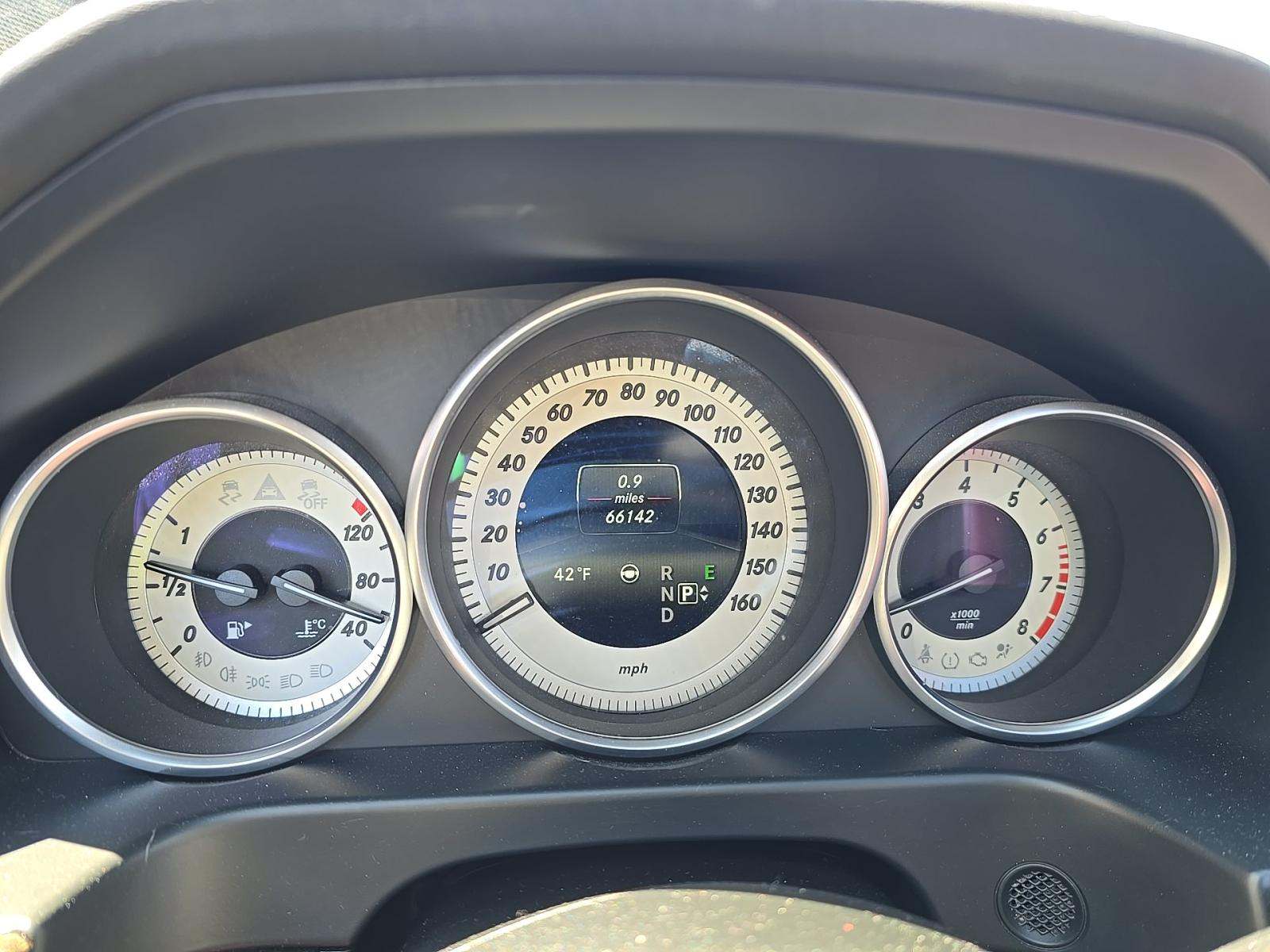 MERCEDES-BENZ E-CLASS - 9