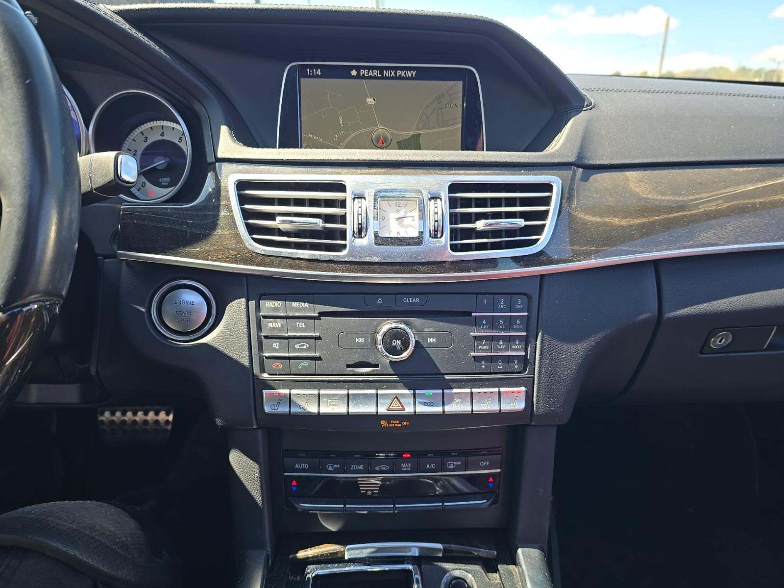 MERCEDES-BENZ E-CLASS - 10