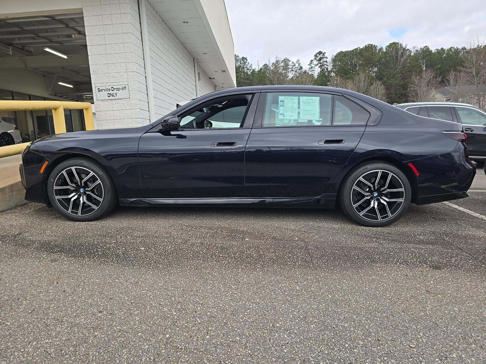 2023 BMW 7 Series 740i RWD