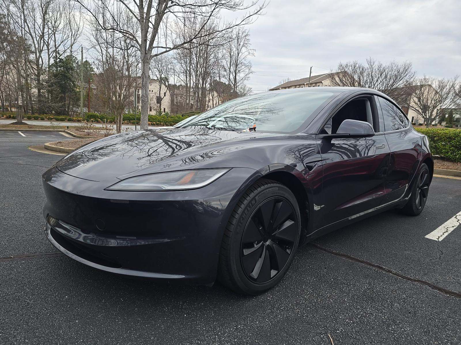 TESLA MODEL 3 - 1