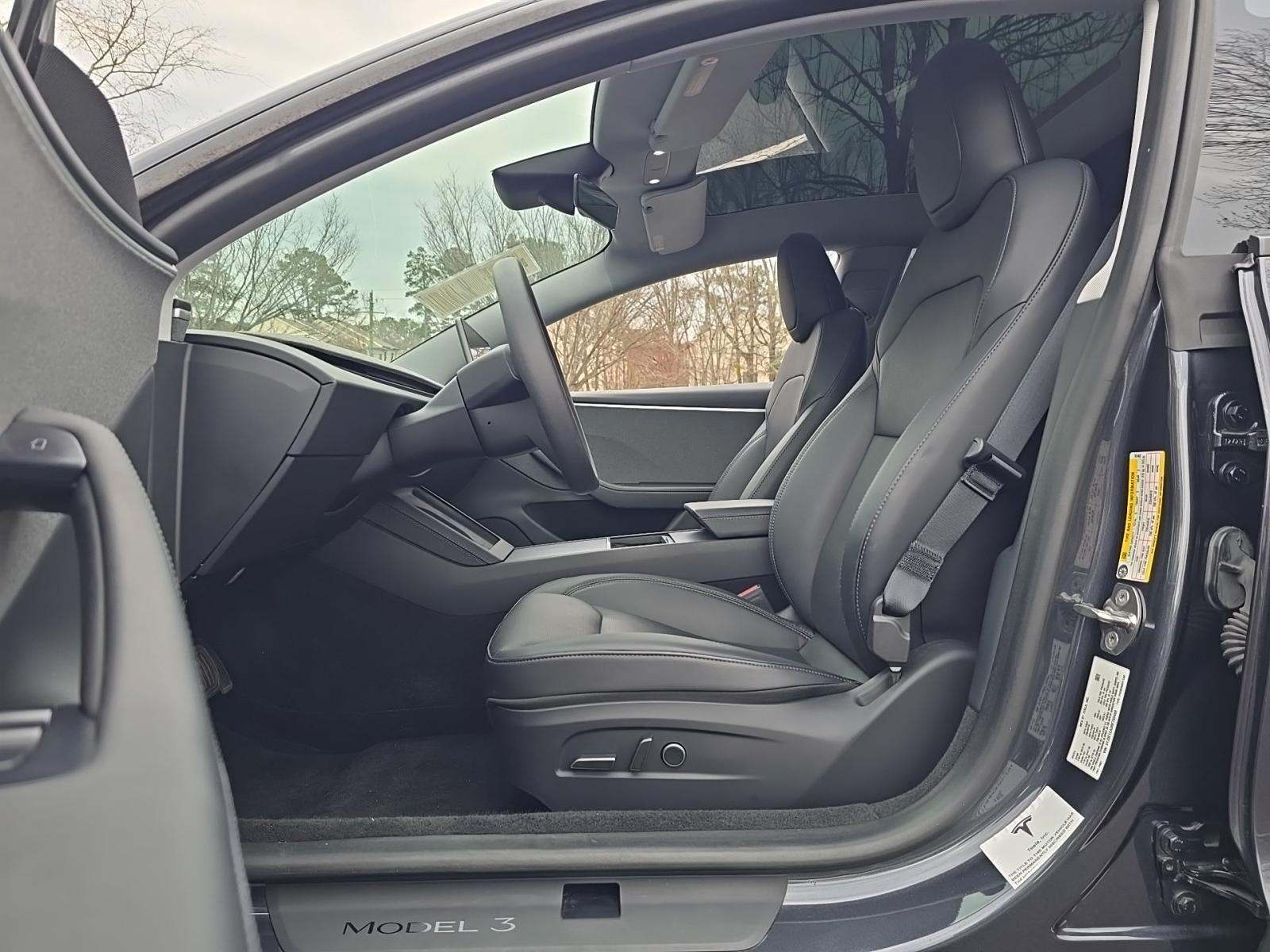 TESLA MODEL 3 - 6
