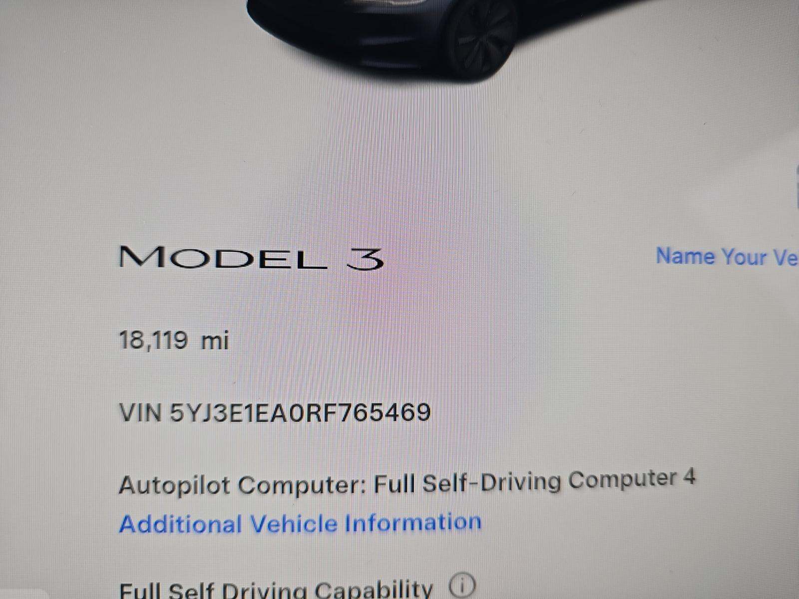 TESLA MODEL 3 - 9