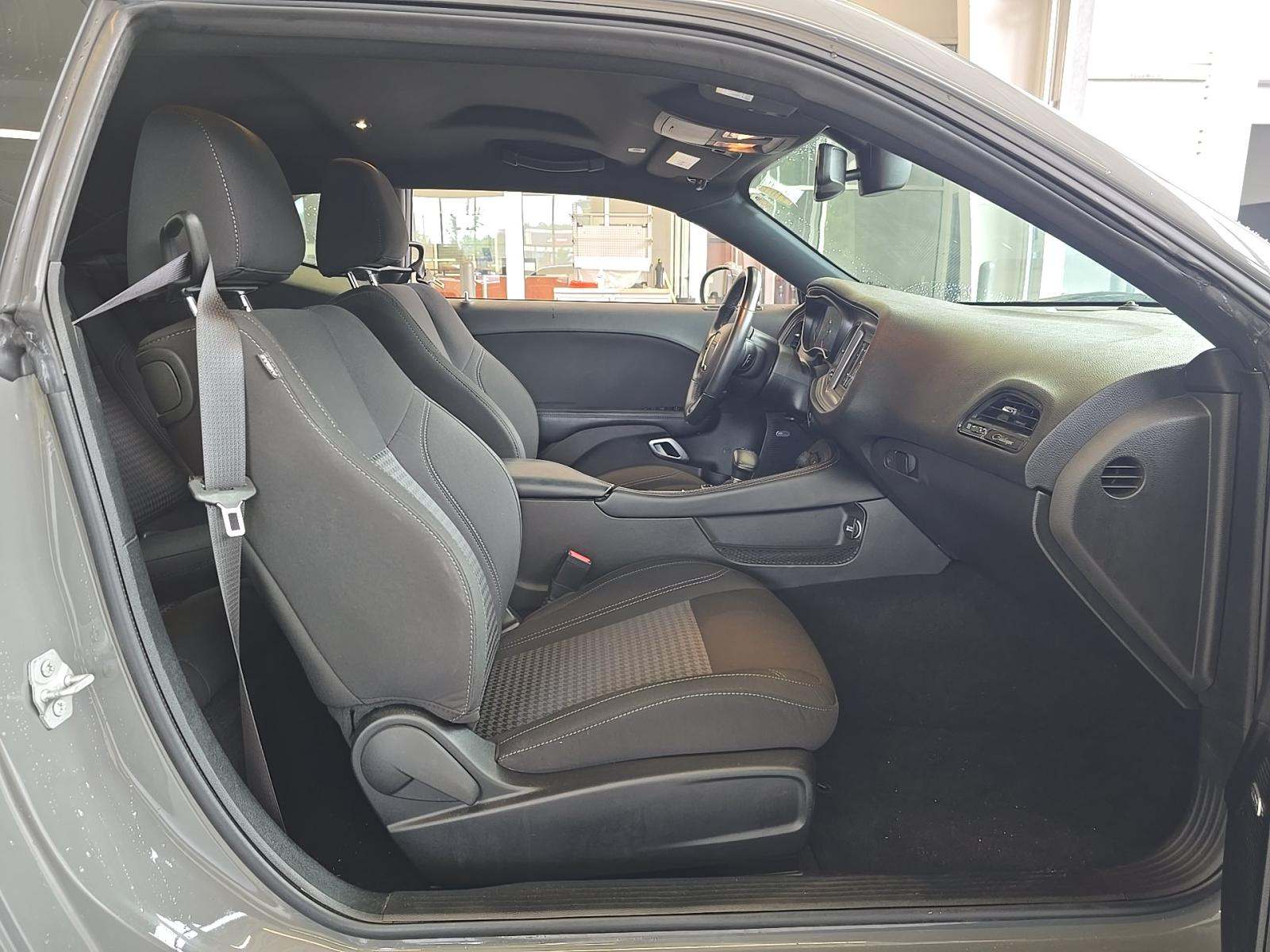 2023 Dodge Challenger SXT RWD