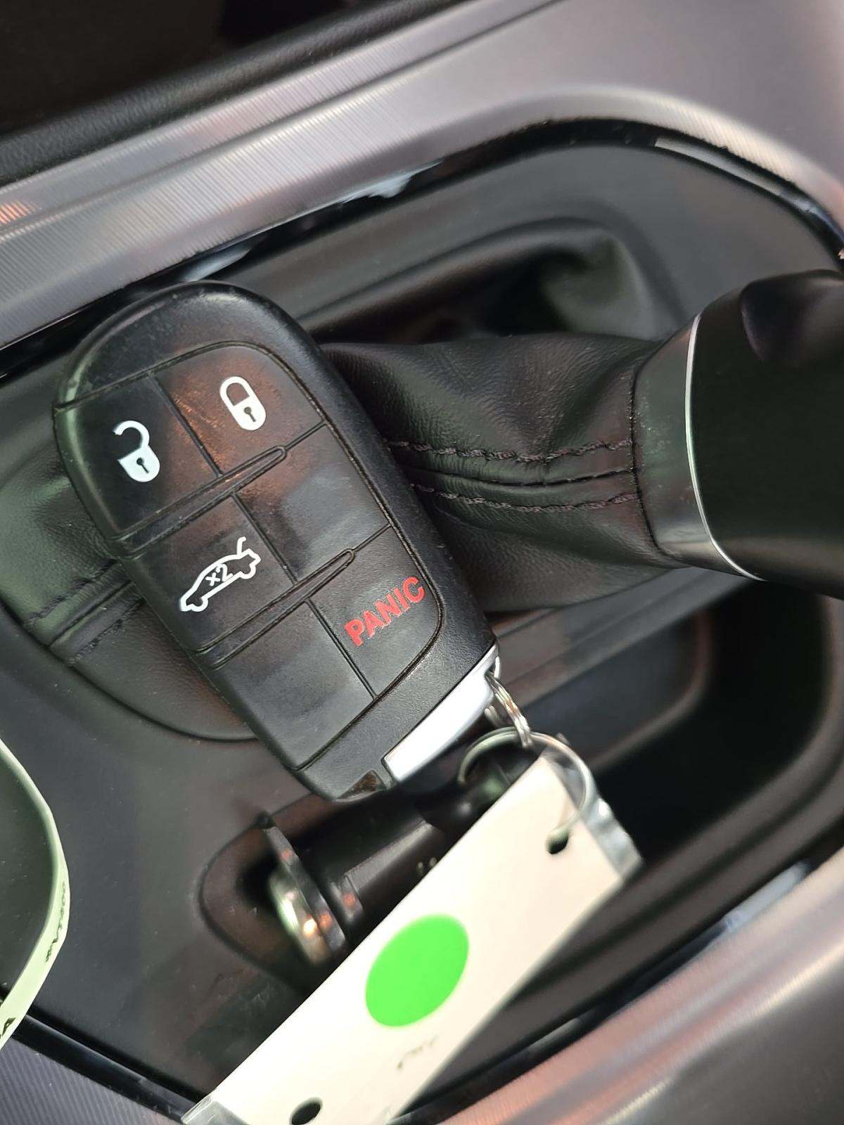 2023 Dodge Challenger SXT RWD