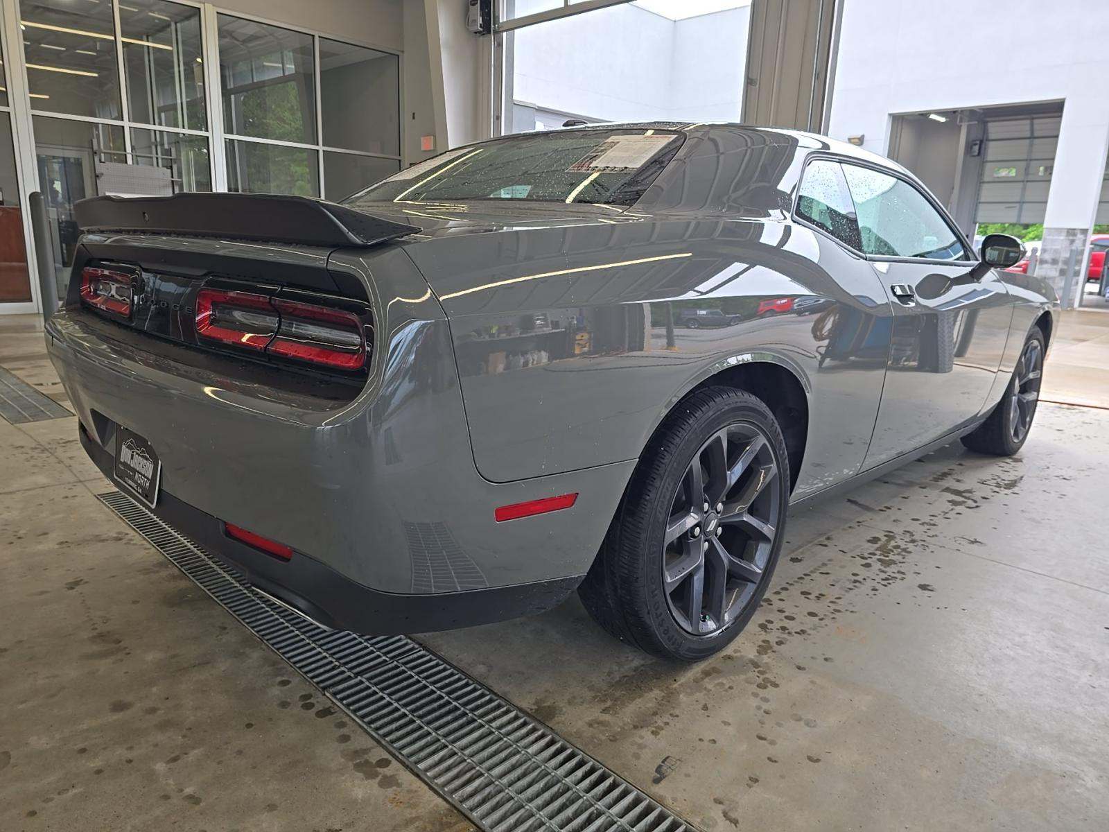 2023 Dodge Challenger SXT RWD