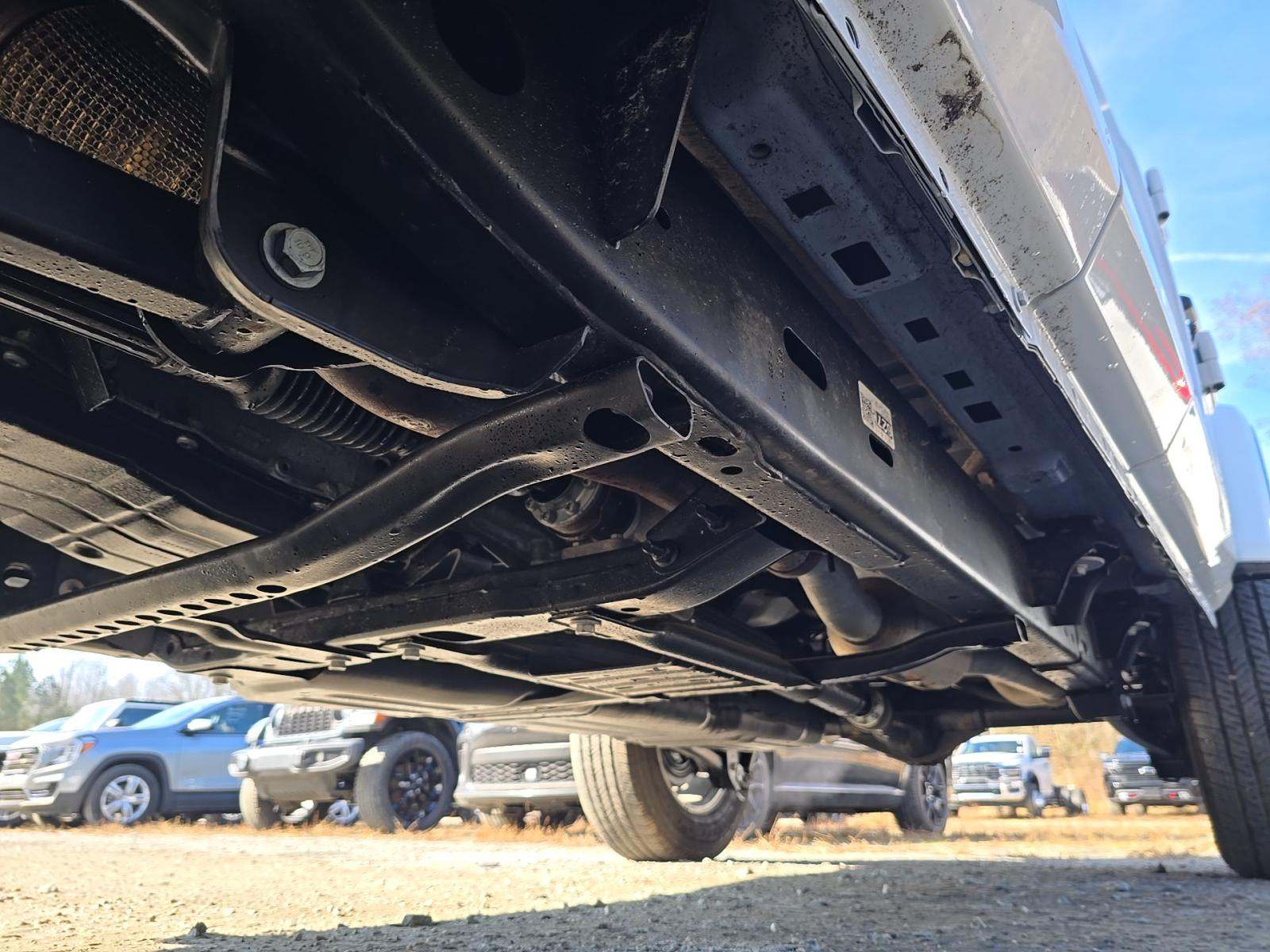 2025 Jeep Wrangler Sahara AWD