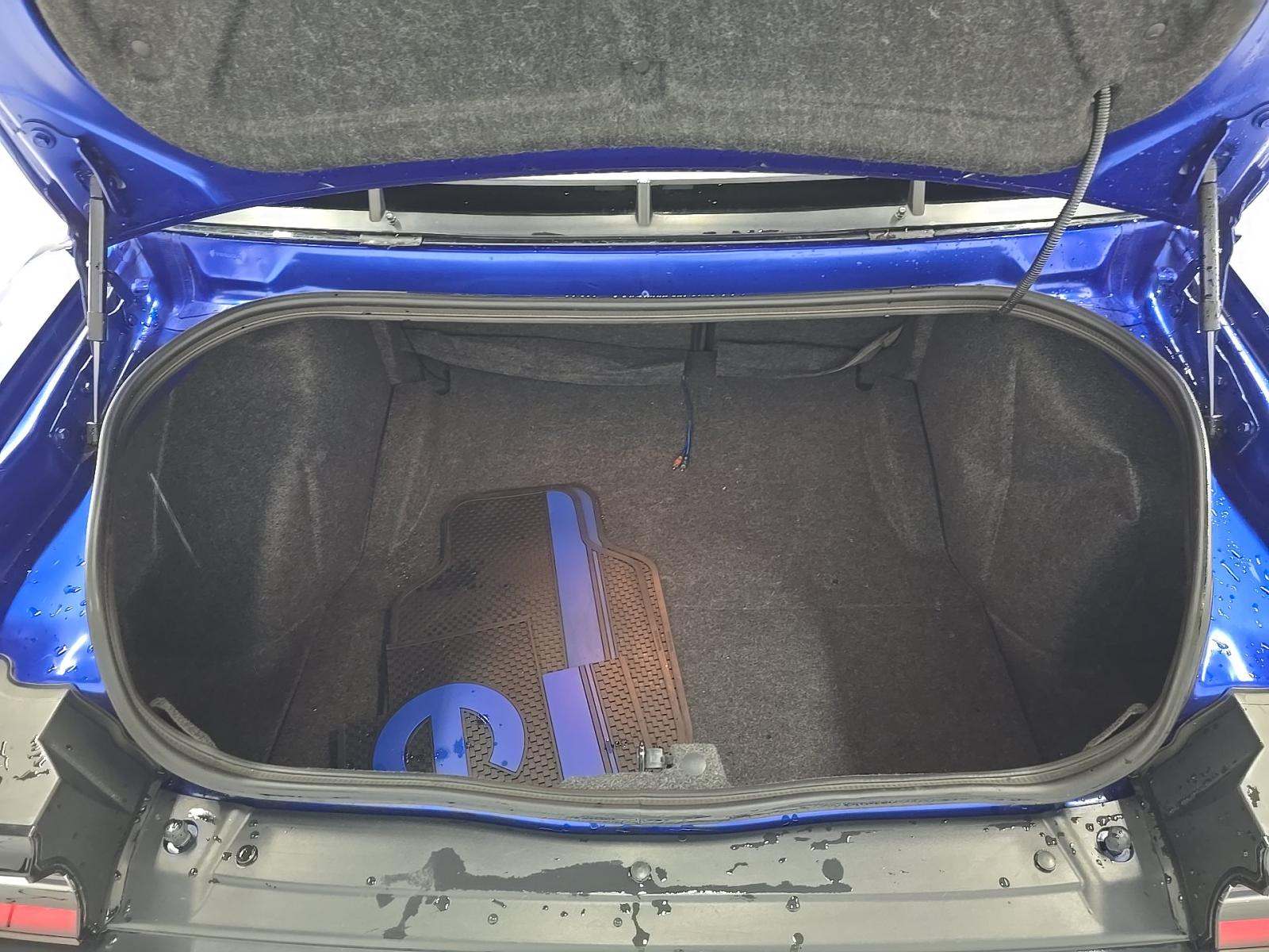 2018 Dodge Challenger R/T Shaker RWD
