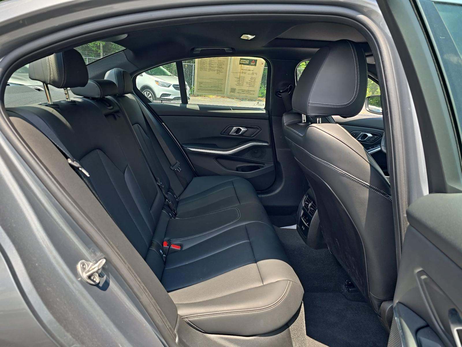 2025 BMW 3 Series 330i RWD