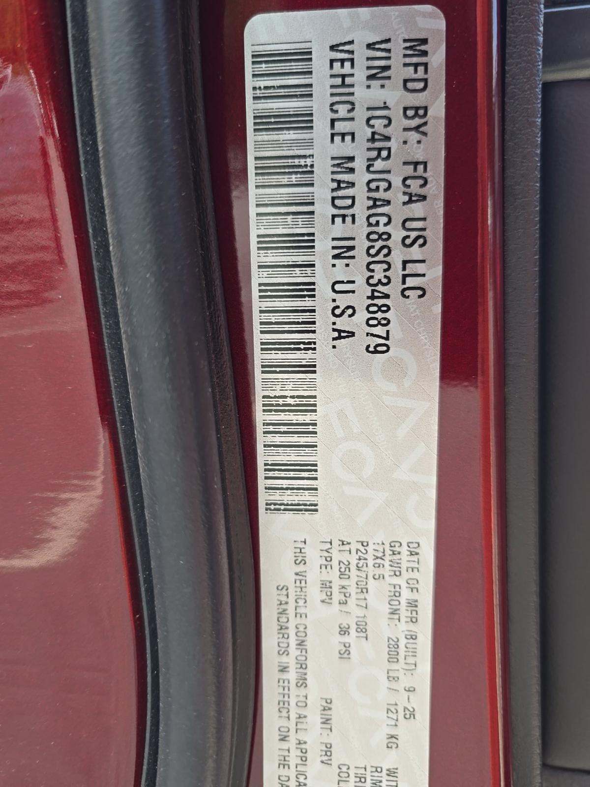 2025 Jeep Grand Cherokee Laredo RWD