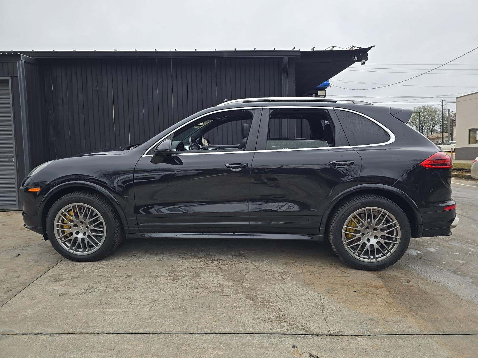 2016 Porsche Cayenne Turbo AWD