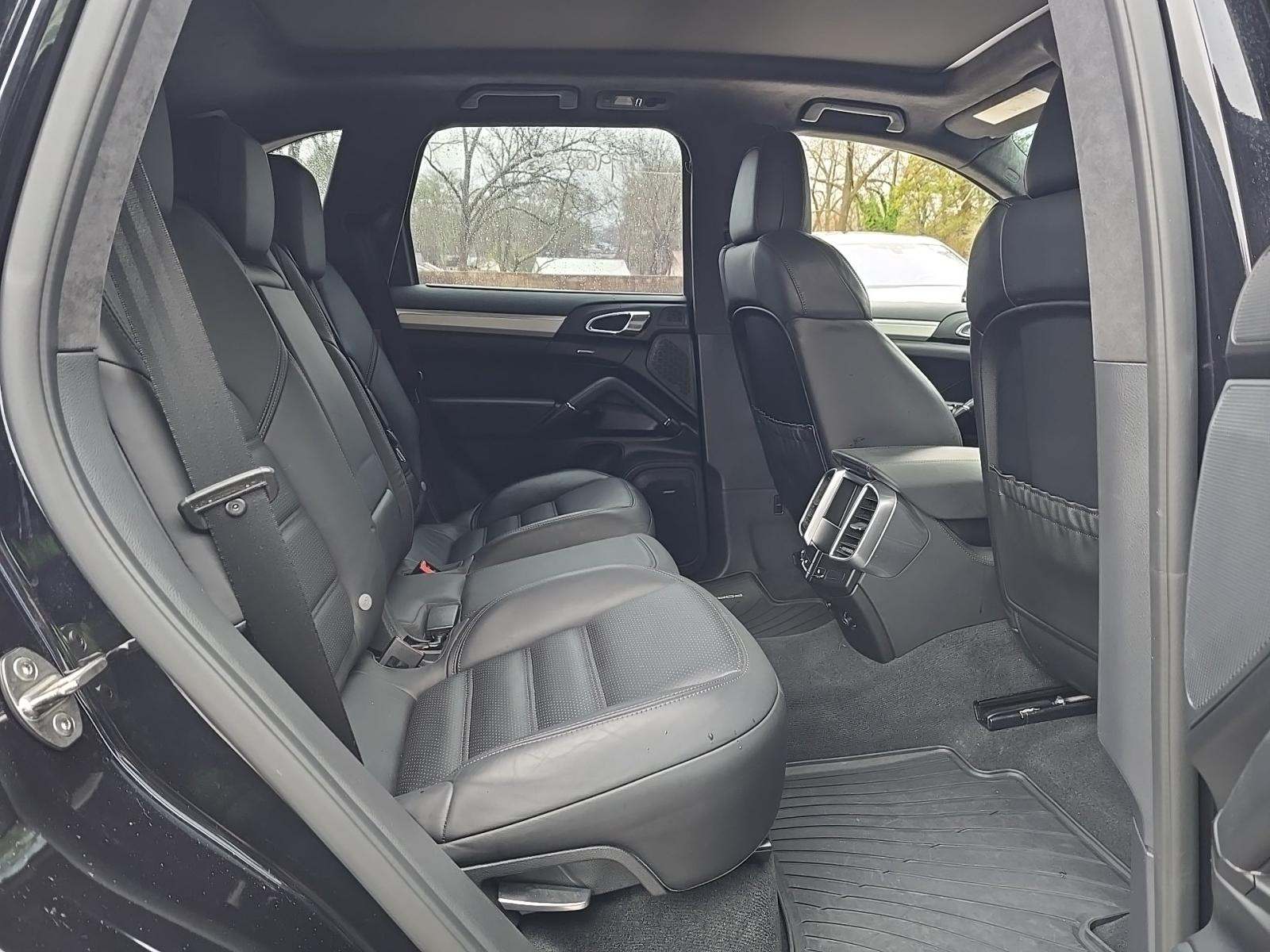 2016 Porsche Cayenne Turbo AWD