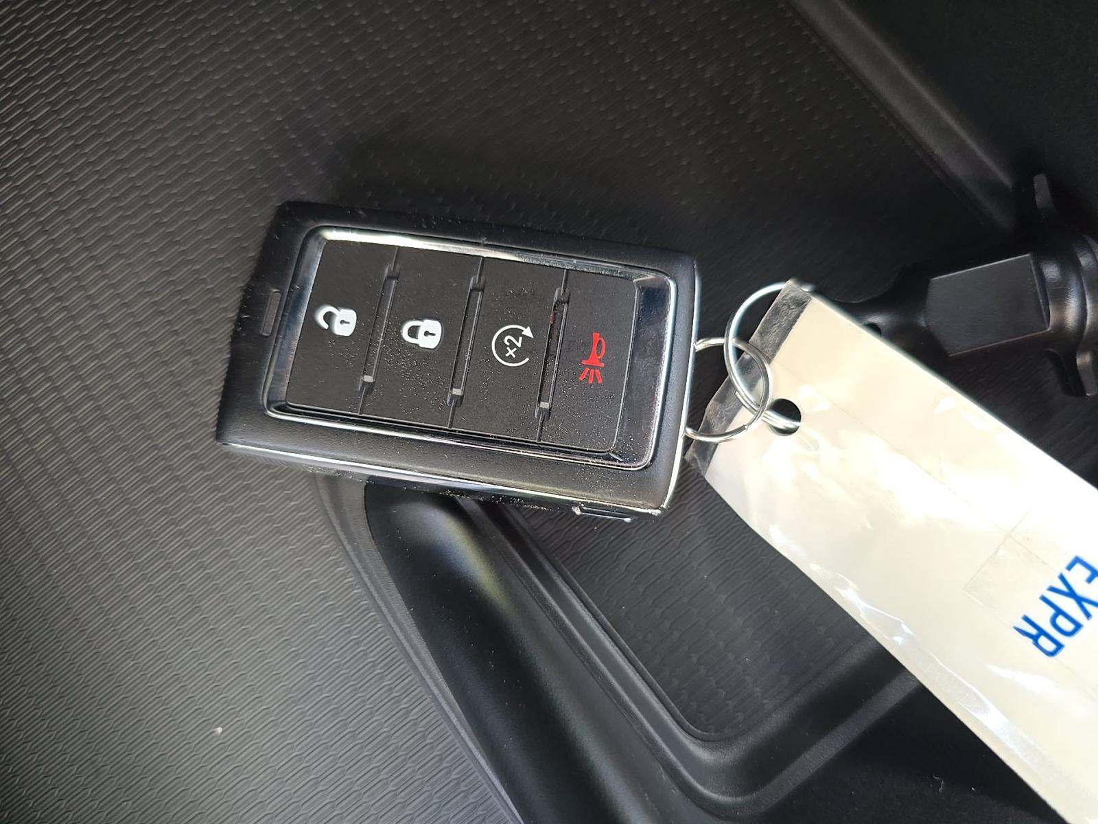 DODGE CHALLENGER - 4