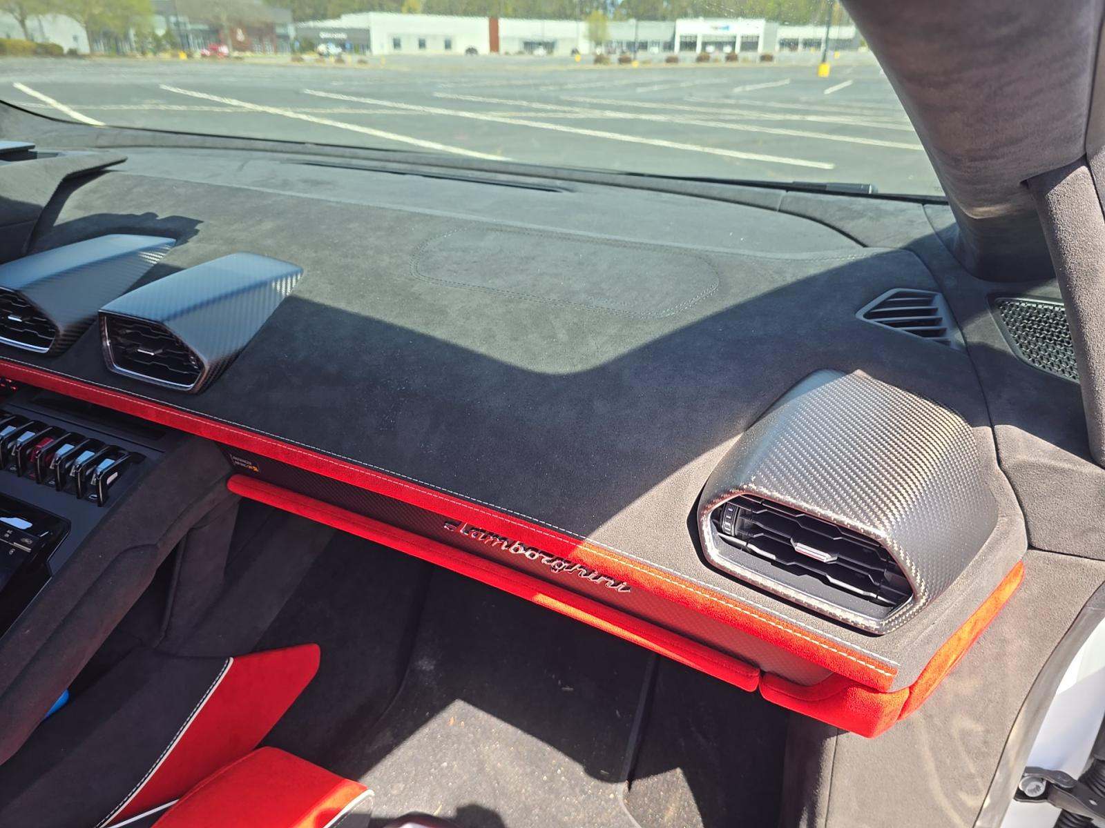 2024 Lamborghini Huracan Sterrato AWD