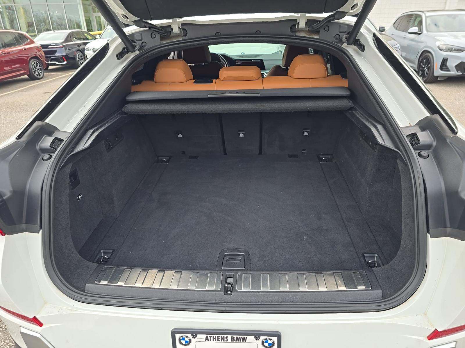 2023 BMW X6 xDrive40i AWD