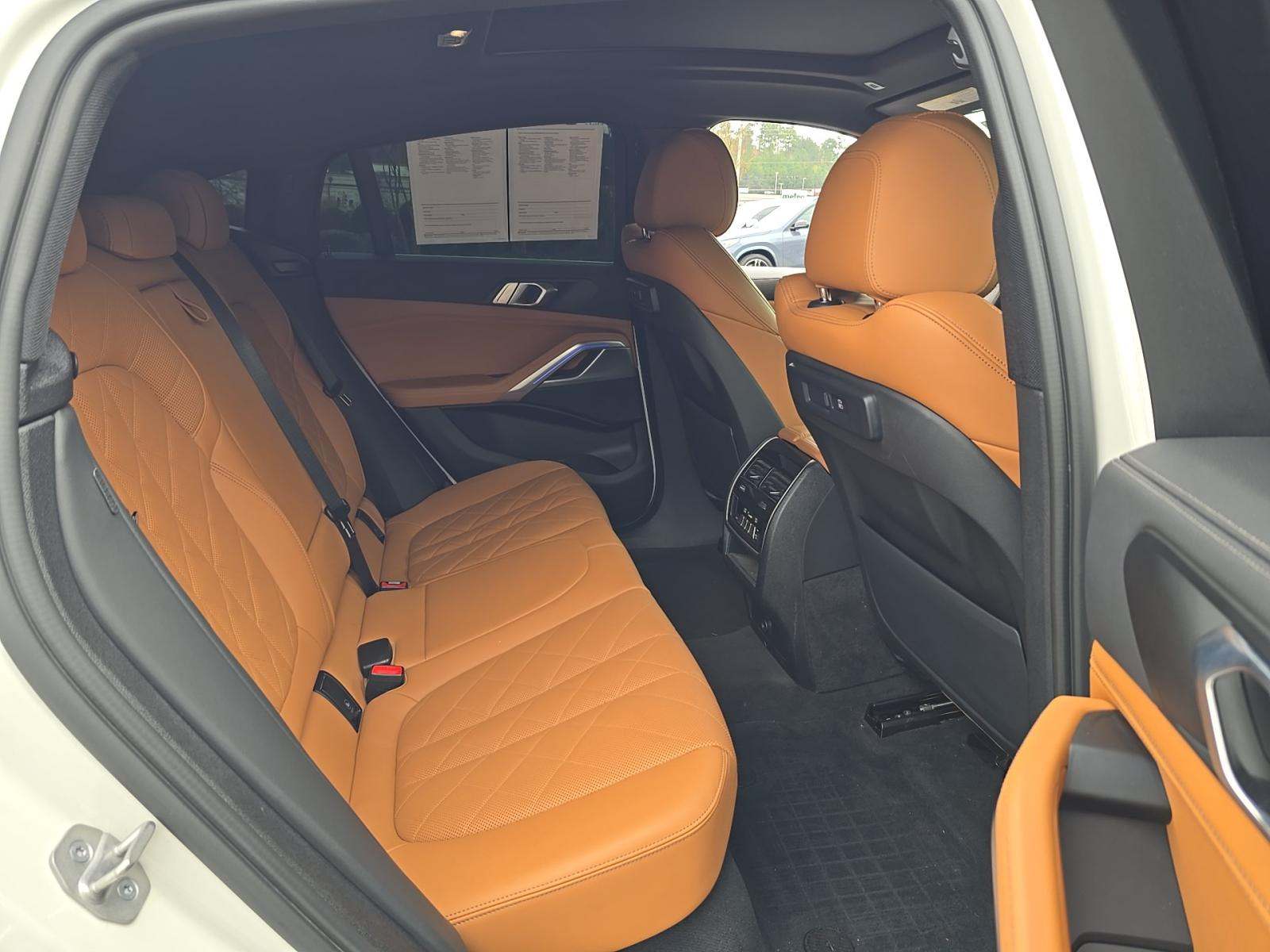 2023 BMW X6 xDrive40i AWD