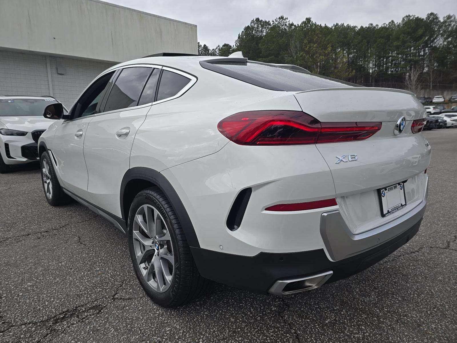 2023 BMW X6 xDrive40i AWD