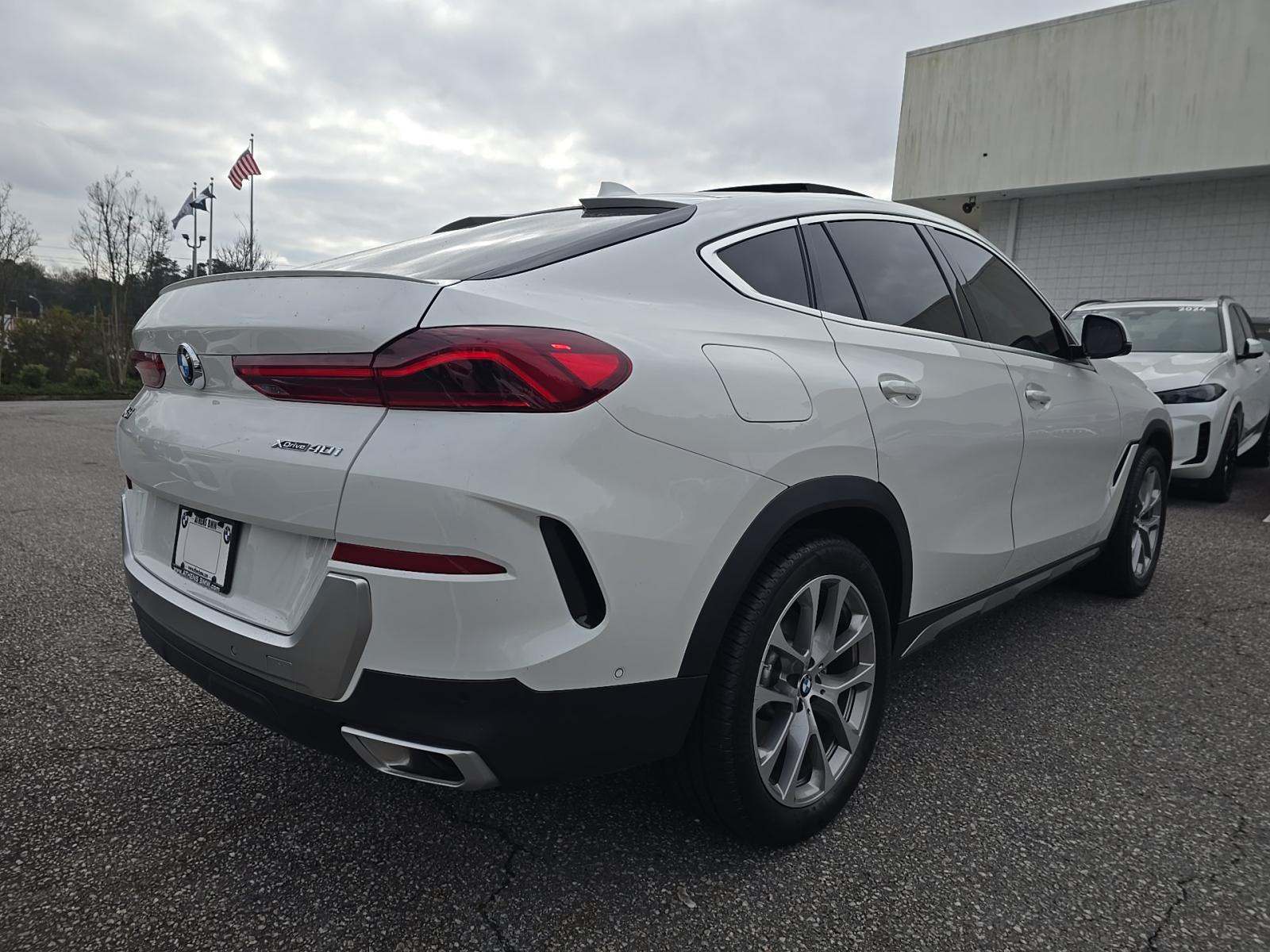 2023 BMW X6 xDrive40i AWD