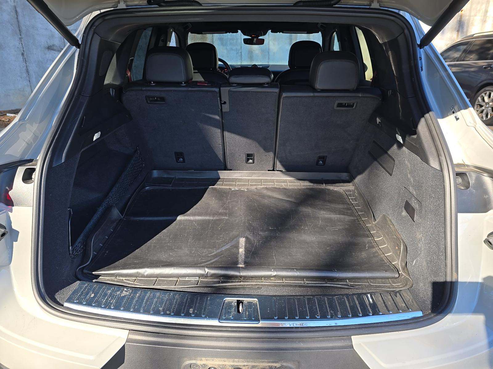 2024 Porsche Cayenne Base AWD