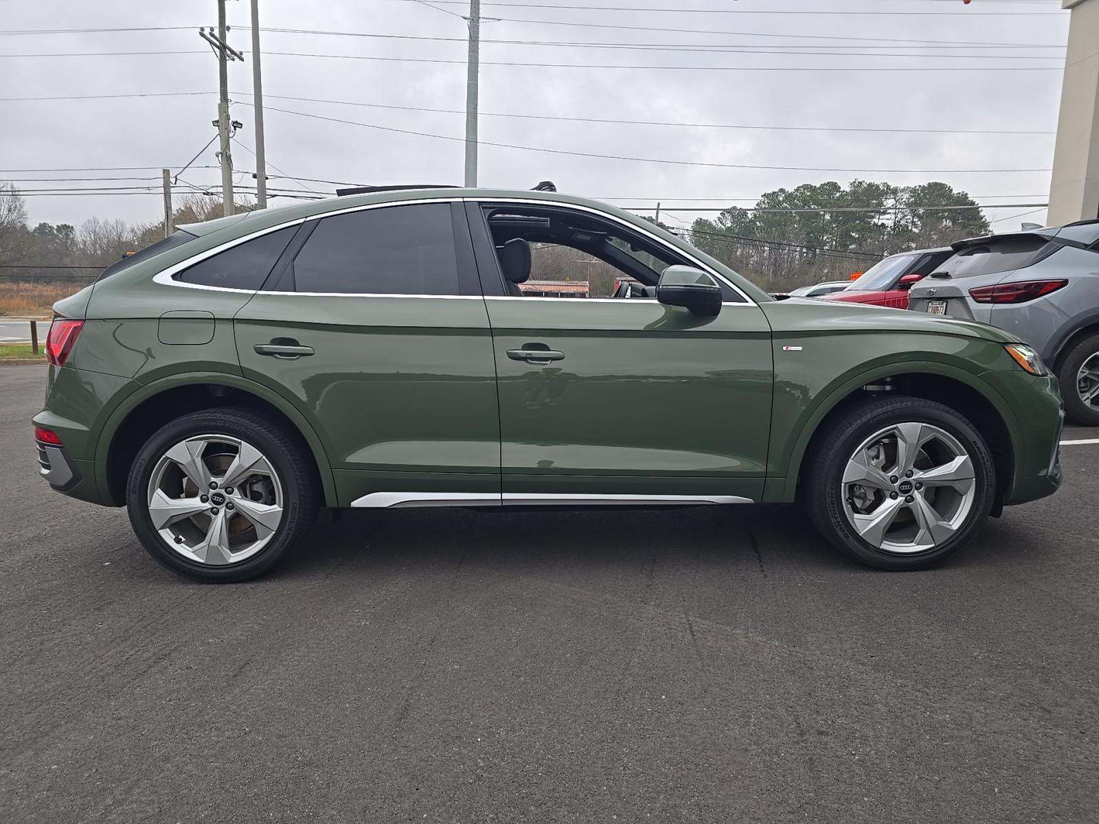 2022 Audi Q5 S line Premium Plus AWD