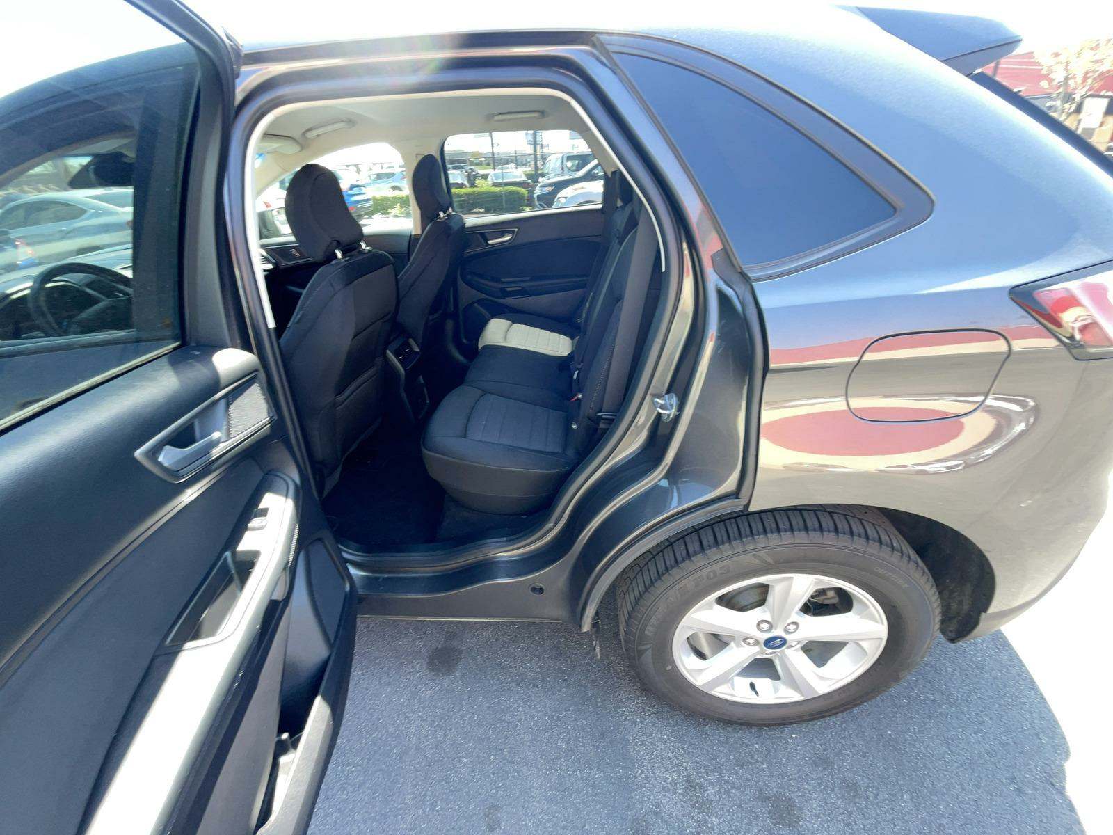 2019 Ford Edge SE AWD