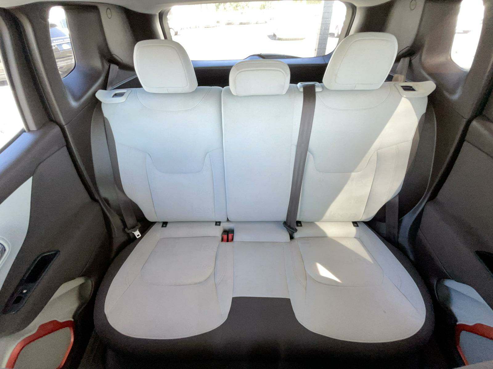 2015 Jeep Renegade Latitude FWD