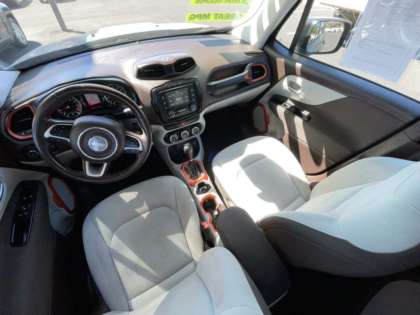 2015 Jeep Renegade Latitude FWD
