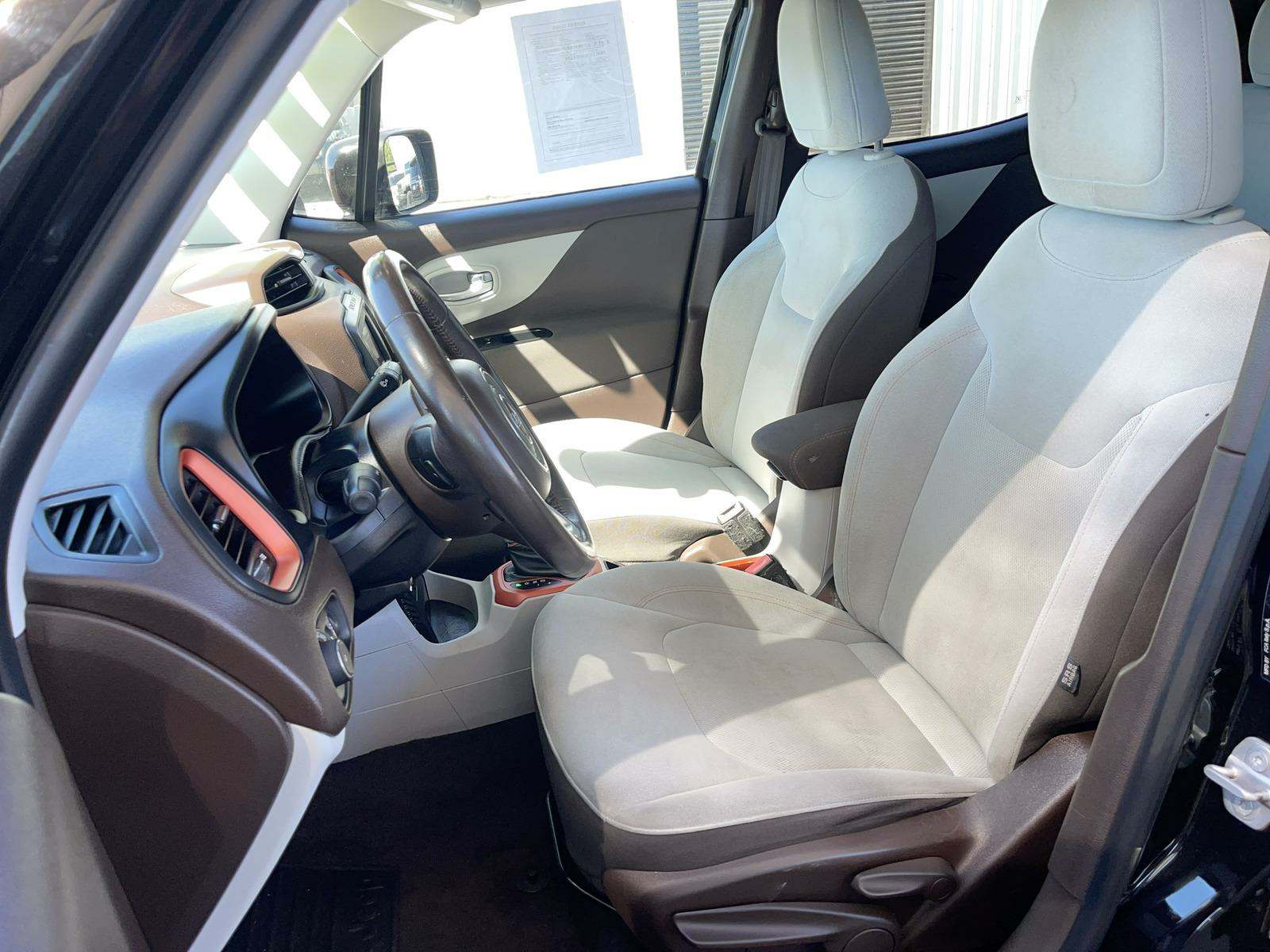 2015 Jeep Renegade Latitude FWD