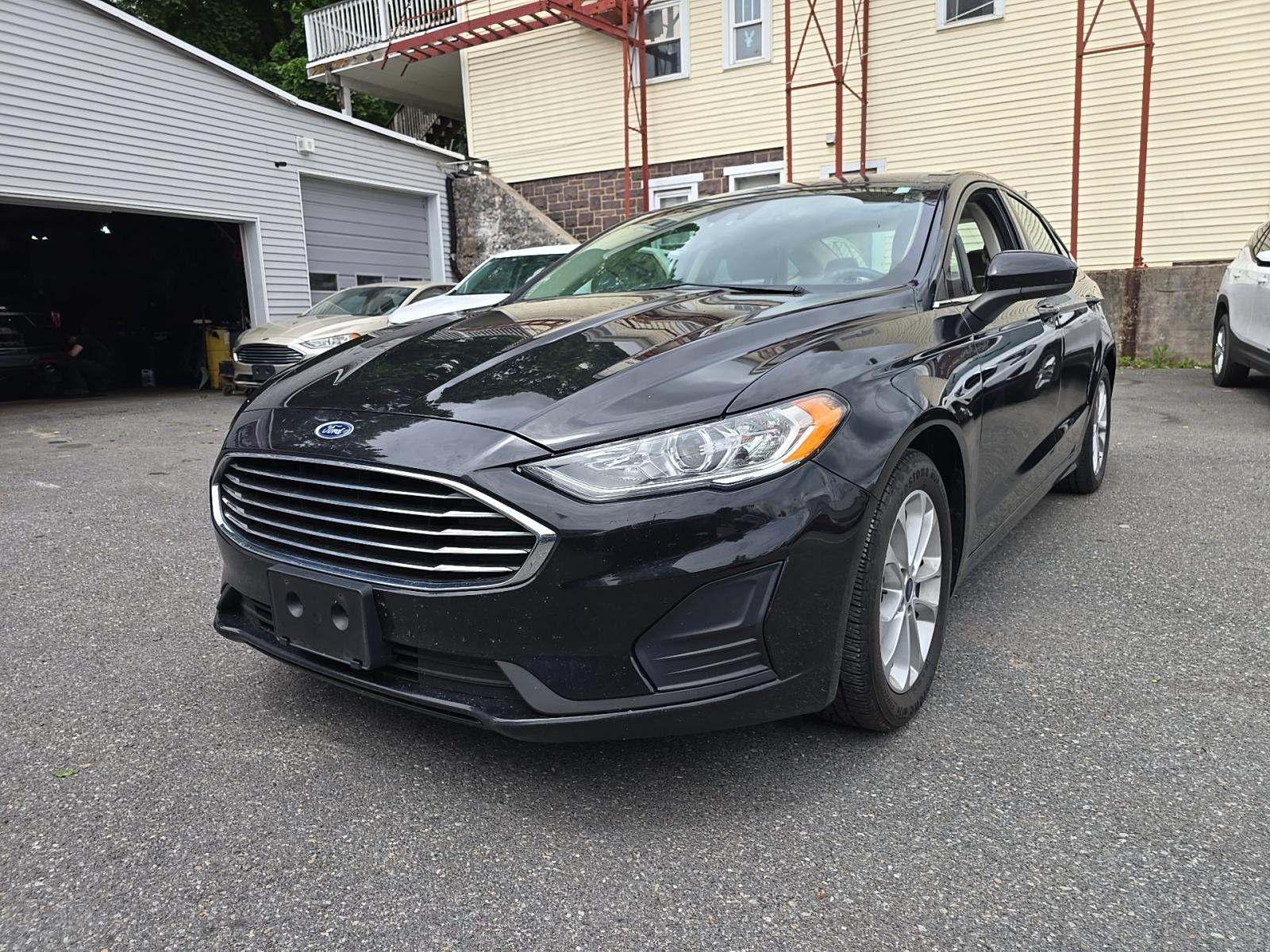 FORD FUSION - 1