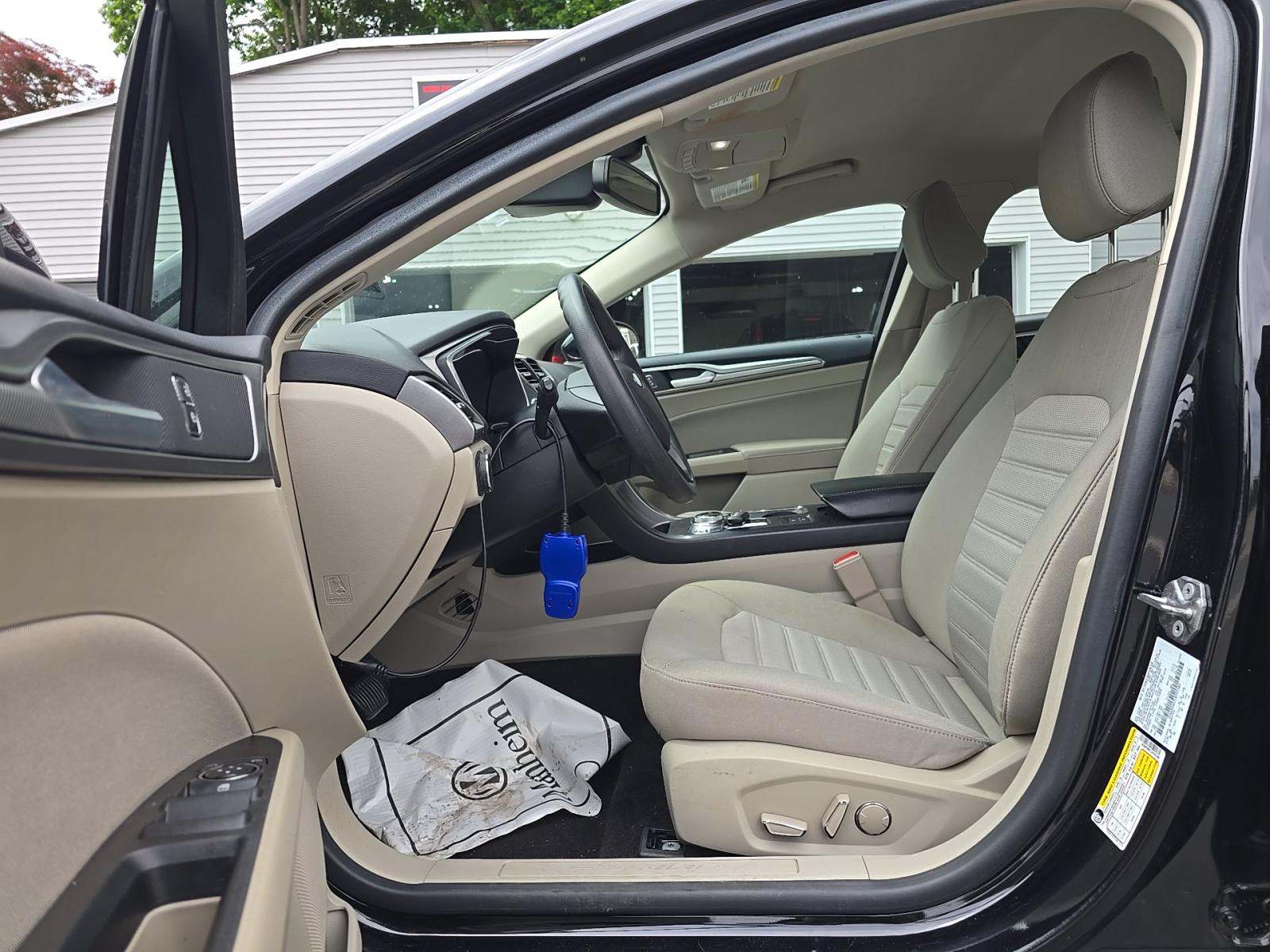 FORD FUSION - 6