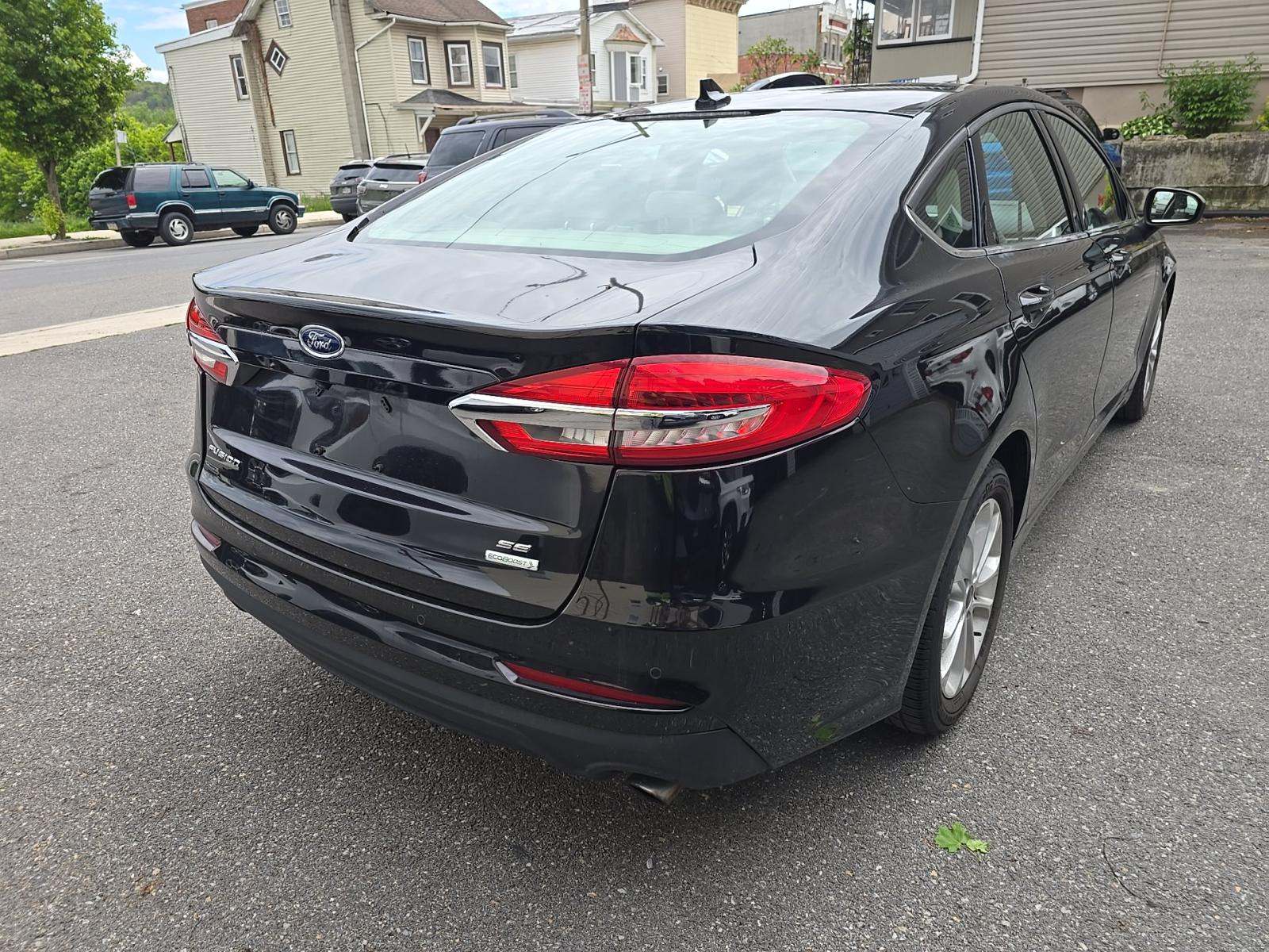 FORD FUSION - 3