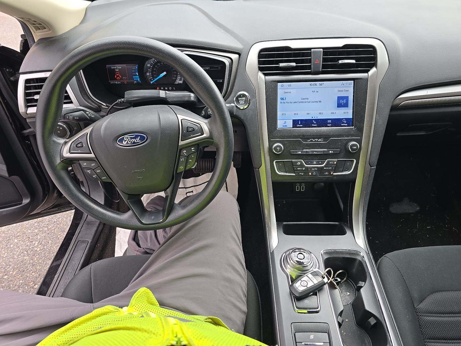 FORD FUSION - 10