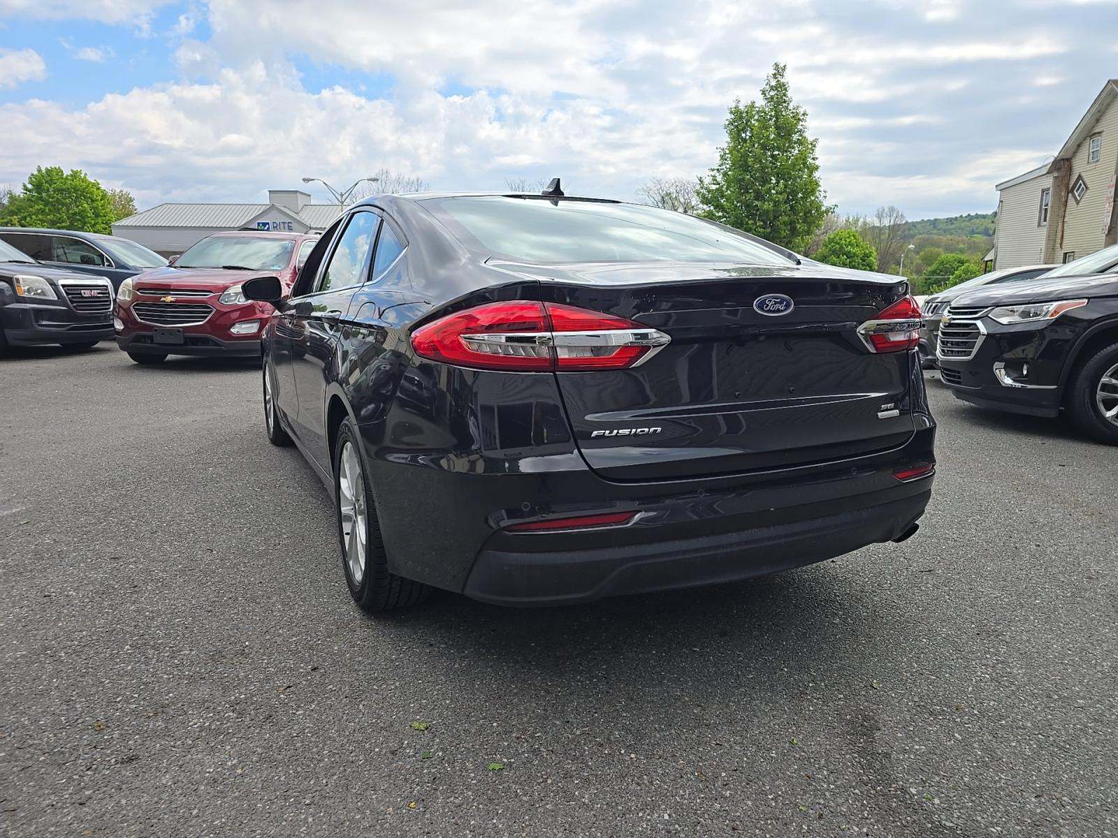 FORD FUSION - 2