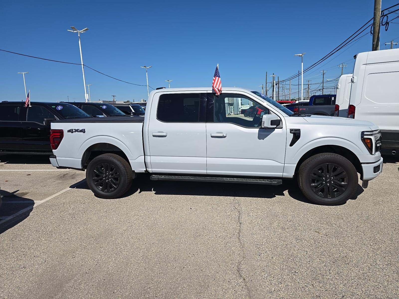2025 Ford F-150 Lariat AWD