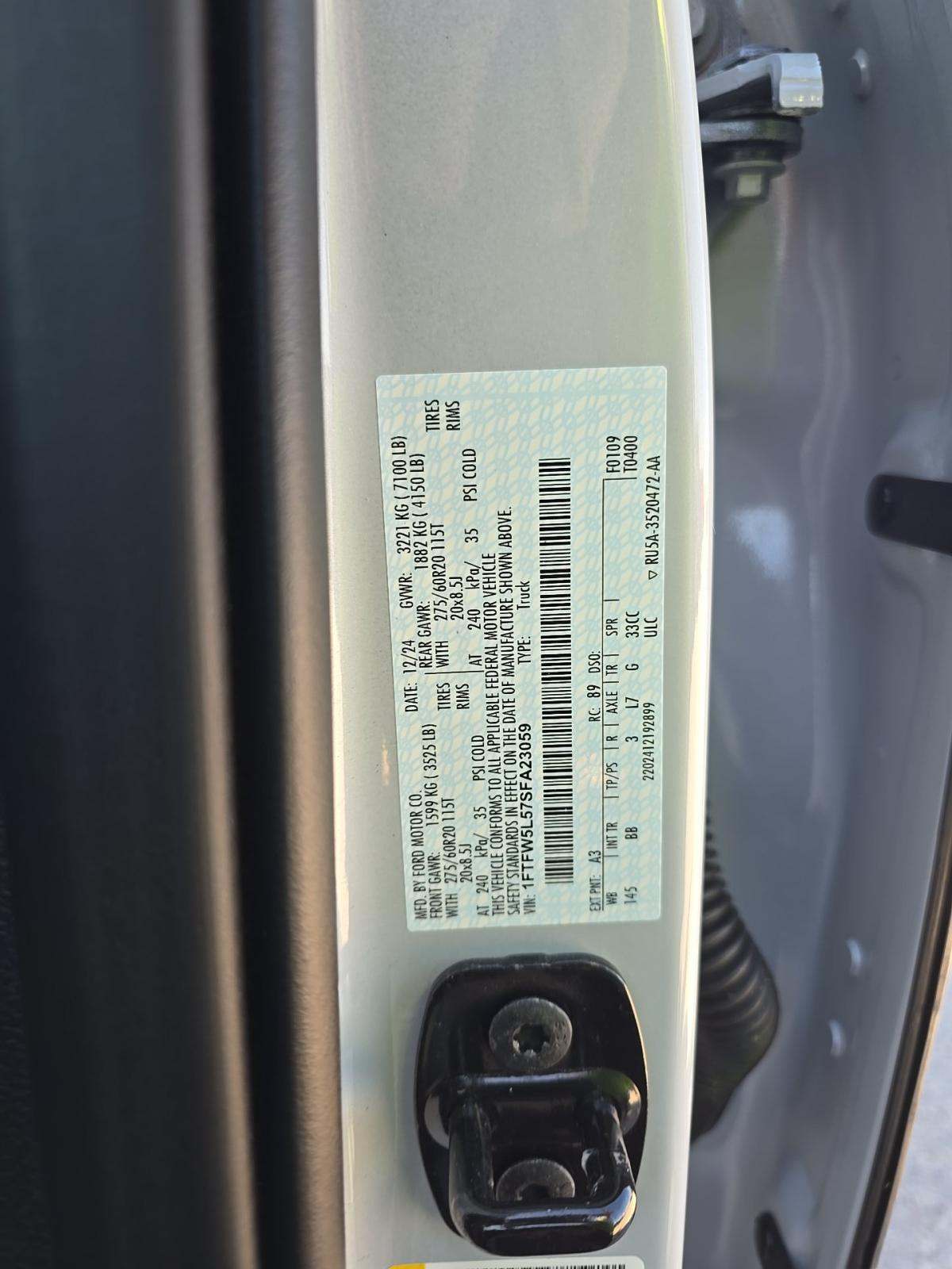 2025 Ford F-150 Lariat AWD
