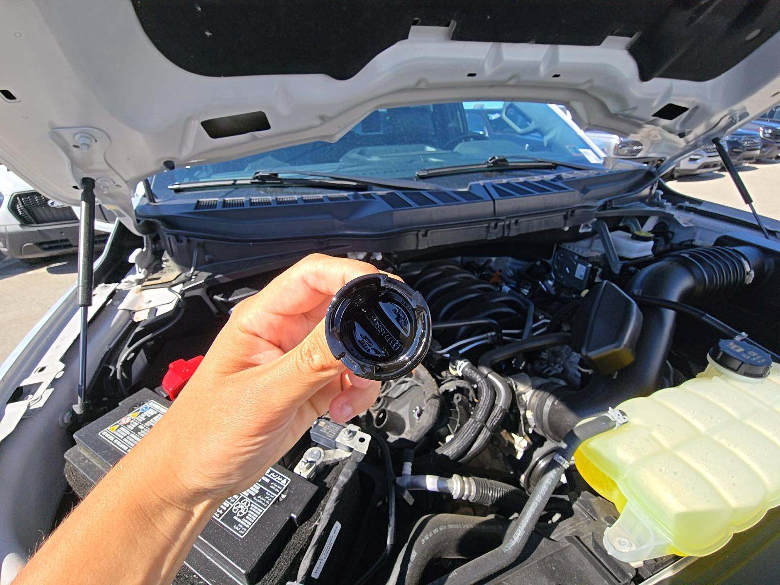 2025 Ford F-150 Lariat AWD
