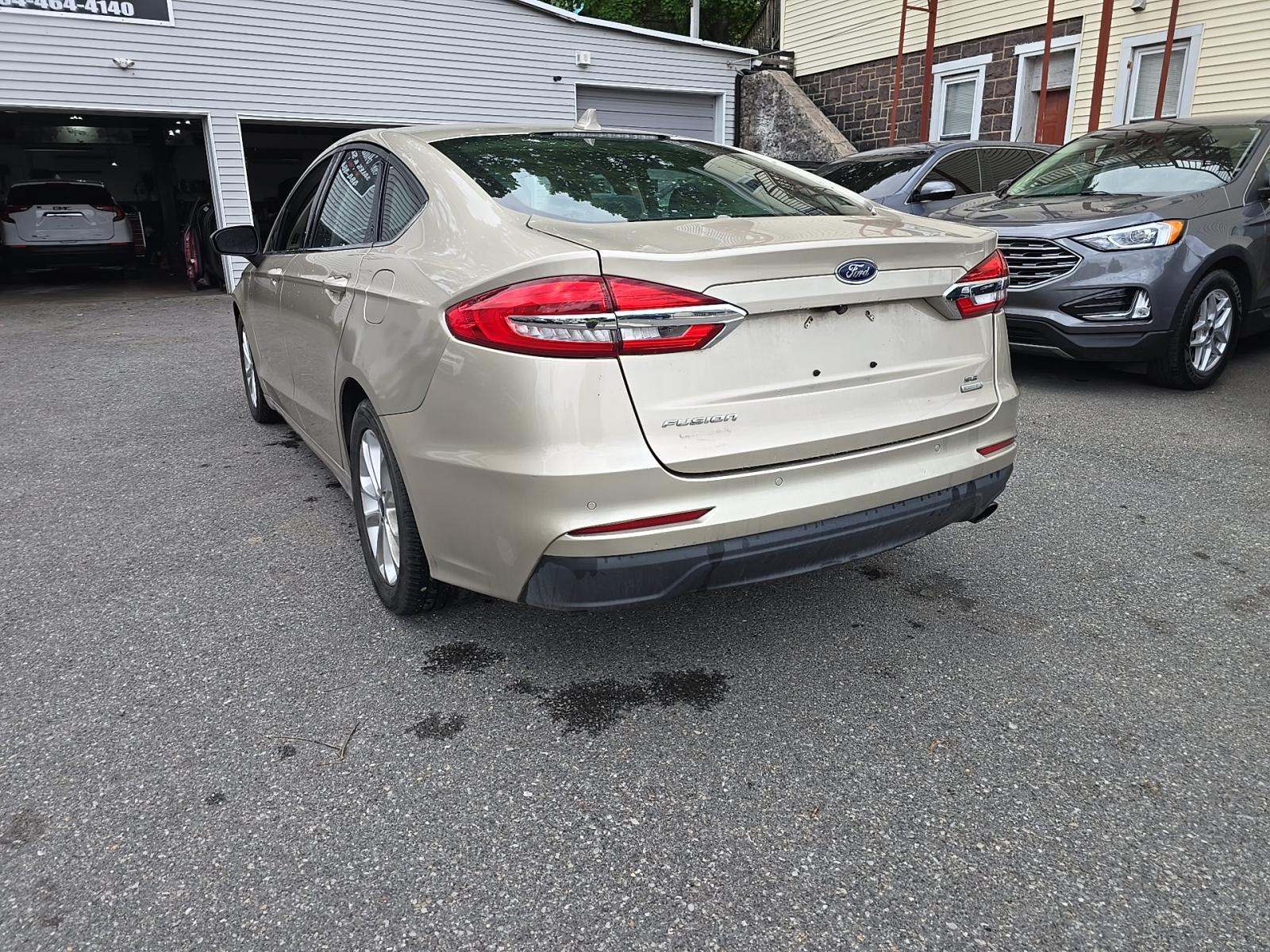 FORD FUSION - 2