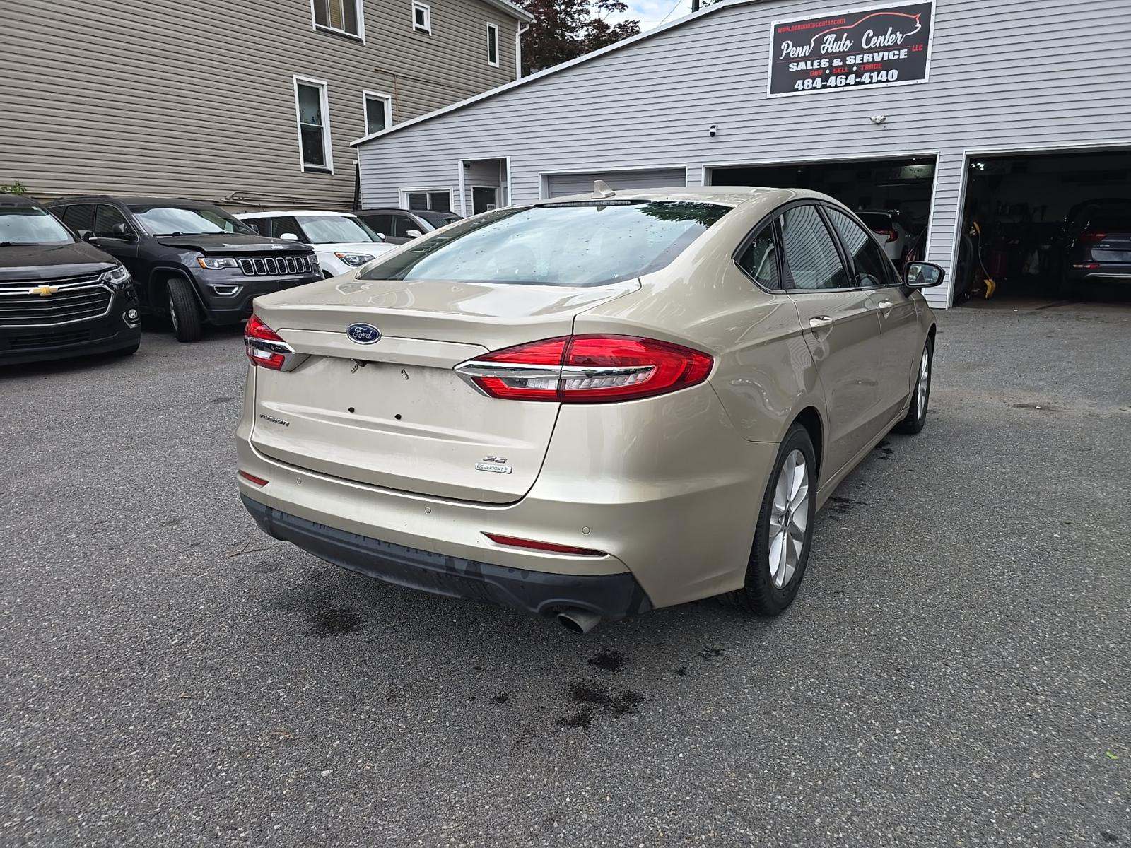 FORD FUSION - 3